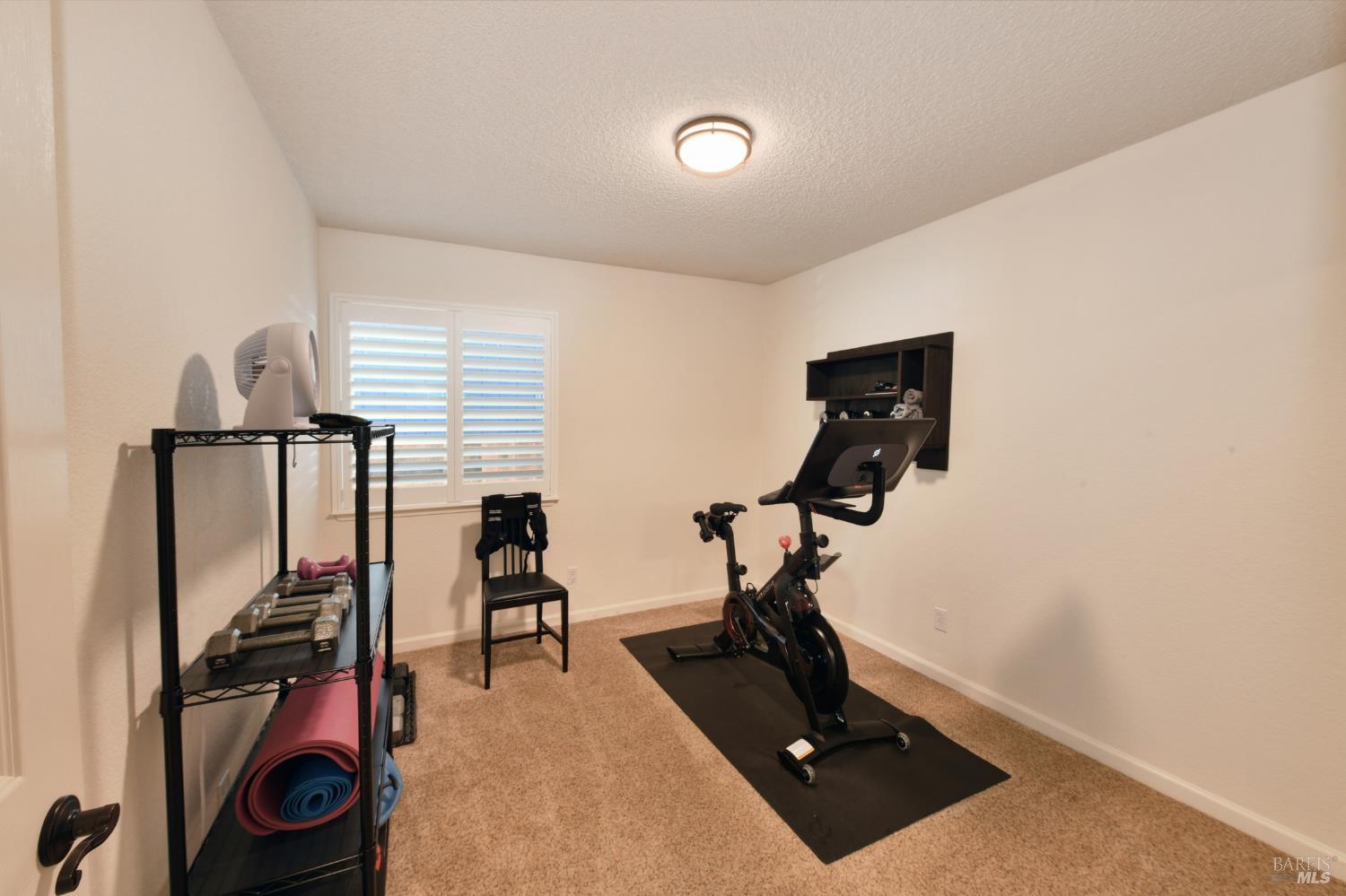 Detail Gallery Image 16 of 28 For 1388 Miramonte Pl, Rohnert Park,  CA 94928 - 3 Beds | 2 Baths