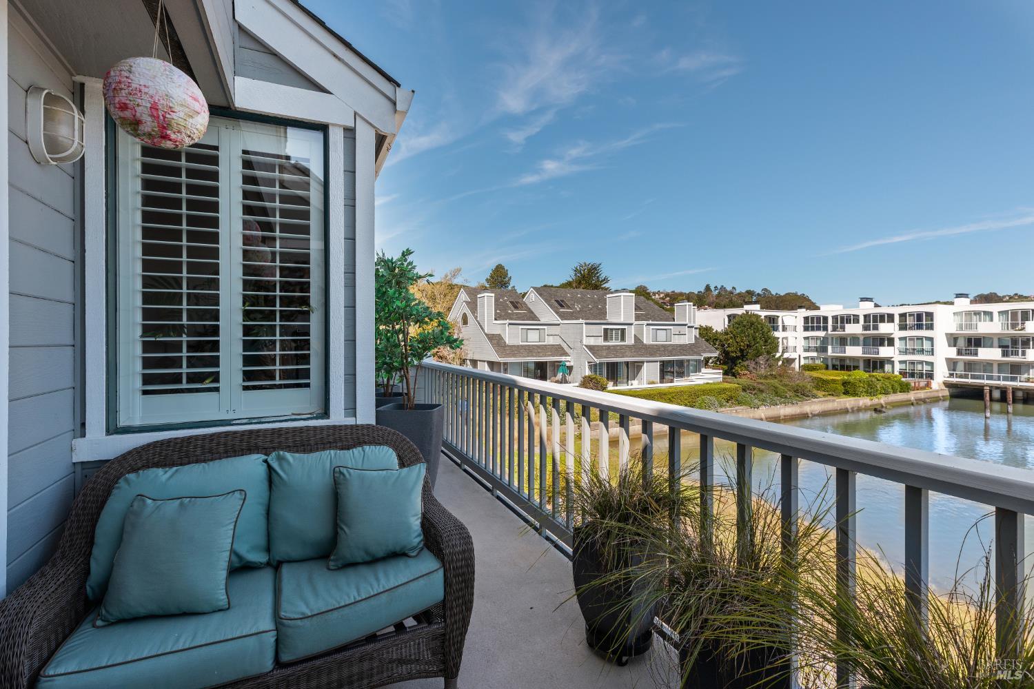 Detail Gallery Image 26 of 82 For 6060 Shelter Bay Ave, Mill Valley,  CA 94941 - 2 Beds | 2 Baths