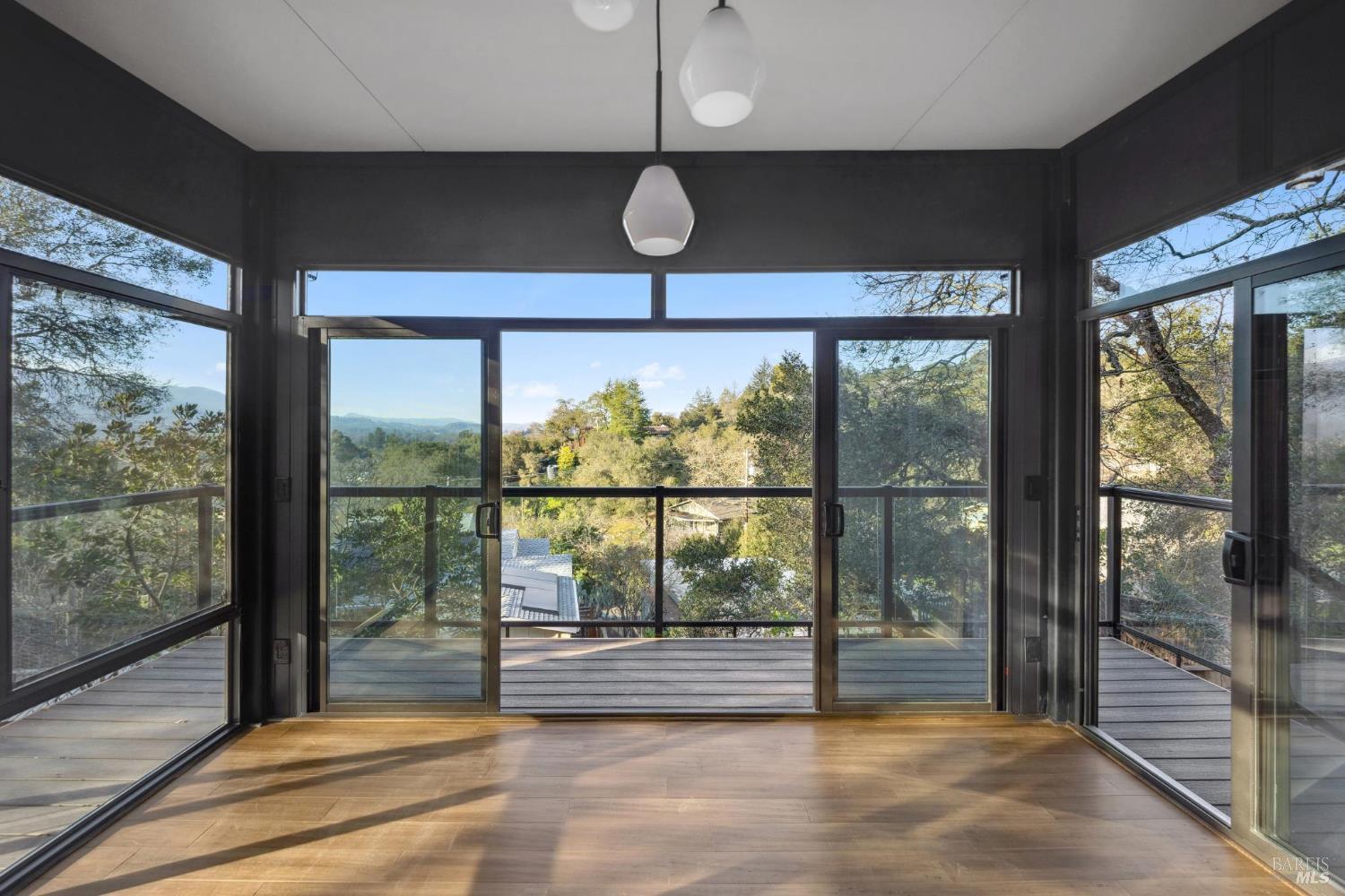 Detail Gallery Image 40 of 44 For 232 Sunnyside Ave, Sonoma,  CA 95476 - 4 Beds | 4 Baths