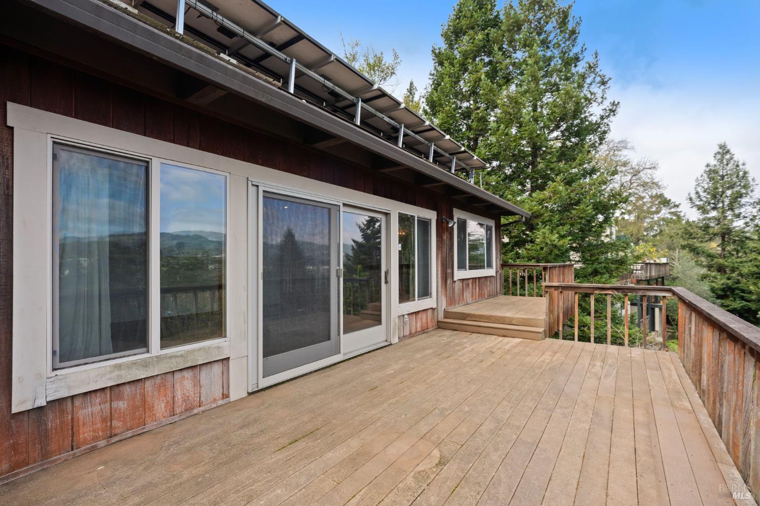 Detail Gallery Image 9 of 85 For 170 Irwin St, San Rafael,  CA 94901 - 3 Beds | 2 Baths