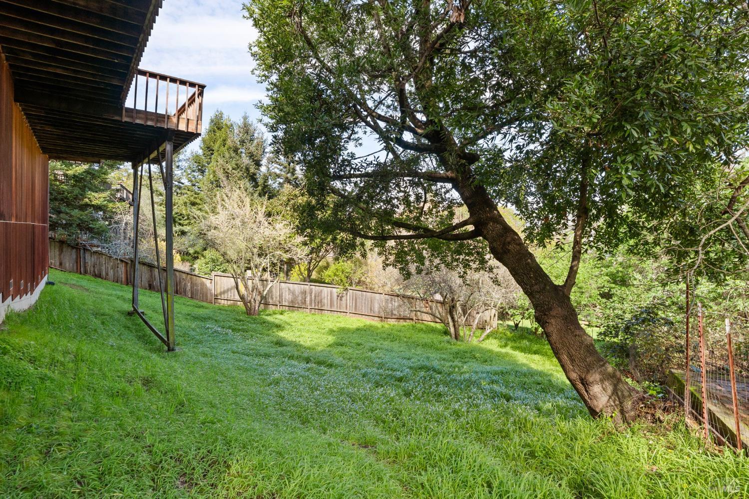 Detail Gallery Image 6 of 85 For 170 Irwin St, San Rafael,  CA 94901 - 3 Beds | 2 Baths