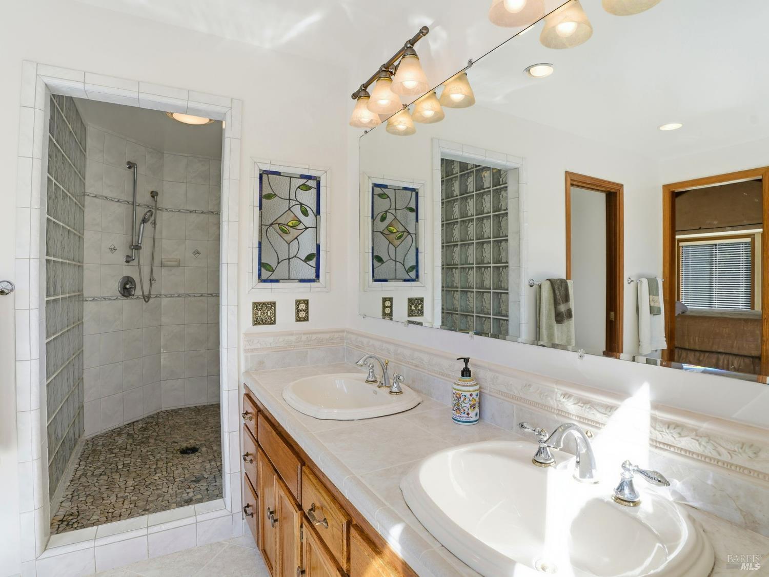 Detail Gallery Image 16 of 48 For 3460 Happy Valley Ave, Santa Rosa,  CA 95404 - 4 Beds | 3 Baths