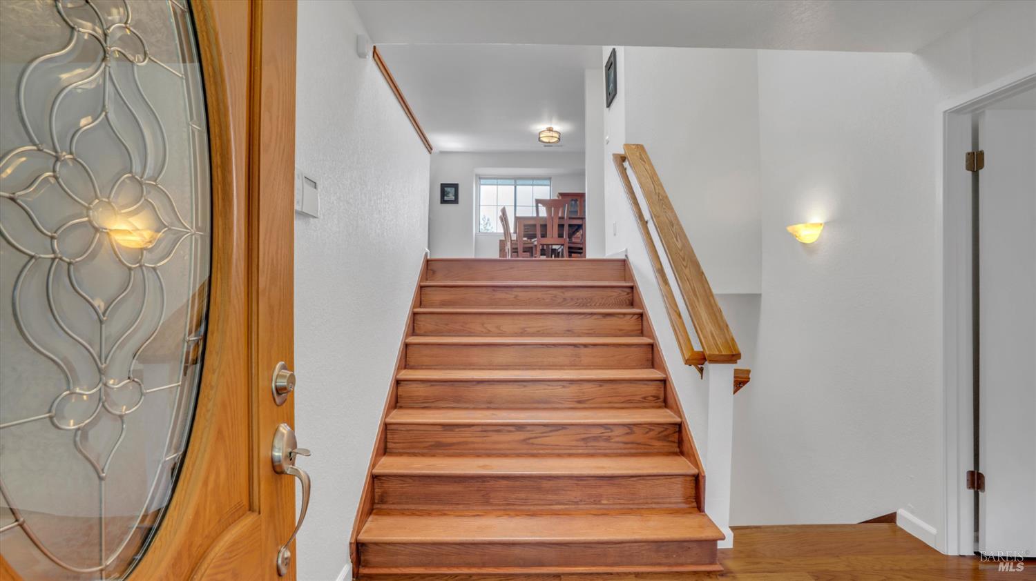 Detail Gallery Image 10 of 57 For 641 Lois Ln, El Sobrante,  CA 94803 - 4 Beds | 2/1 Baths