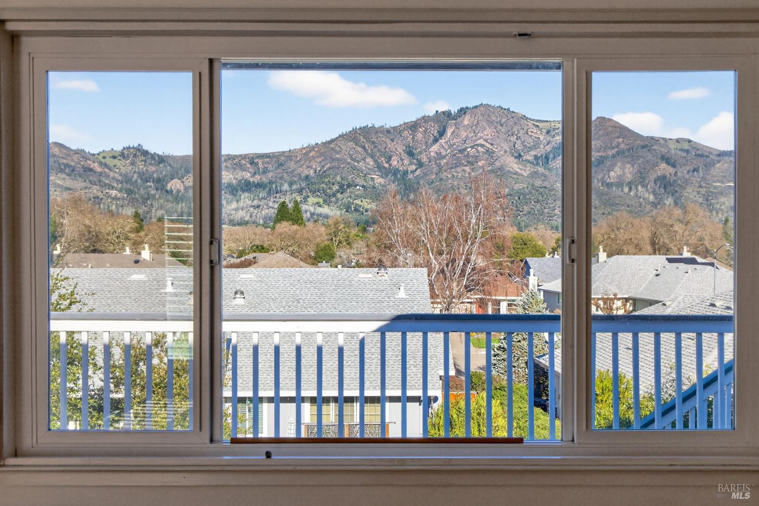 Detail Gallery Image 42 of 61 For 405 Crestridge Pl, Santa Rosa,  CA 95409 - 3 Beds | 2/1 Baths