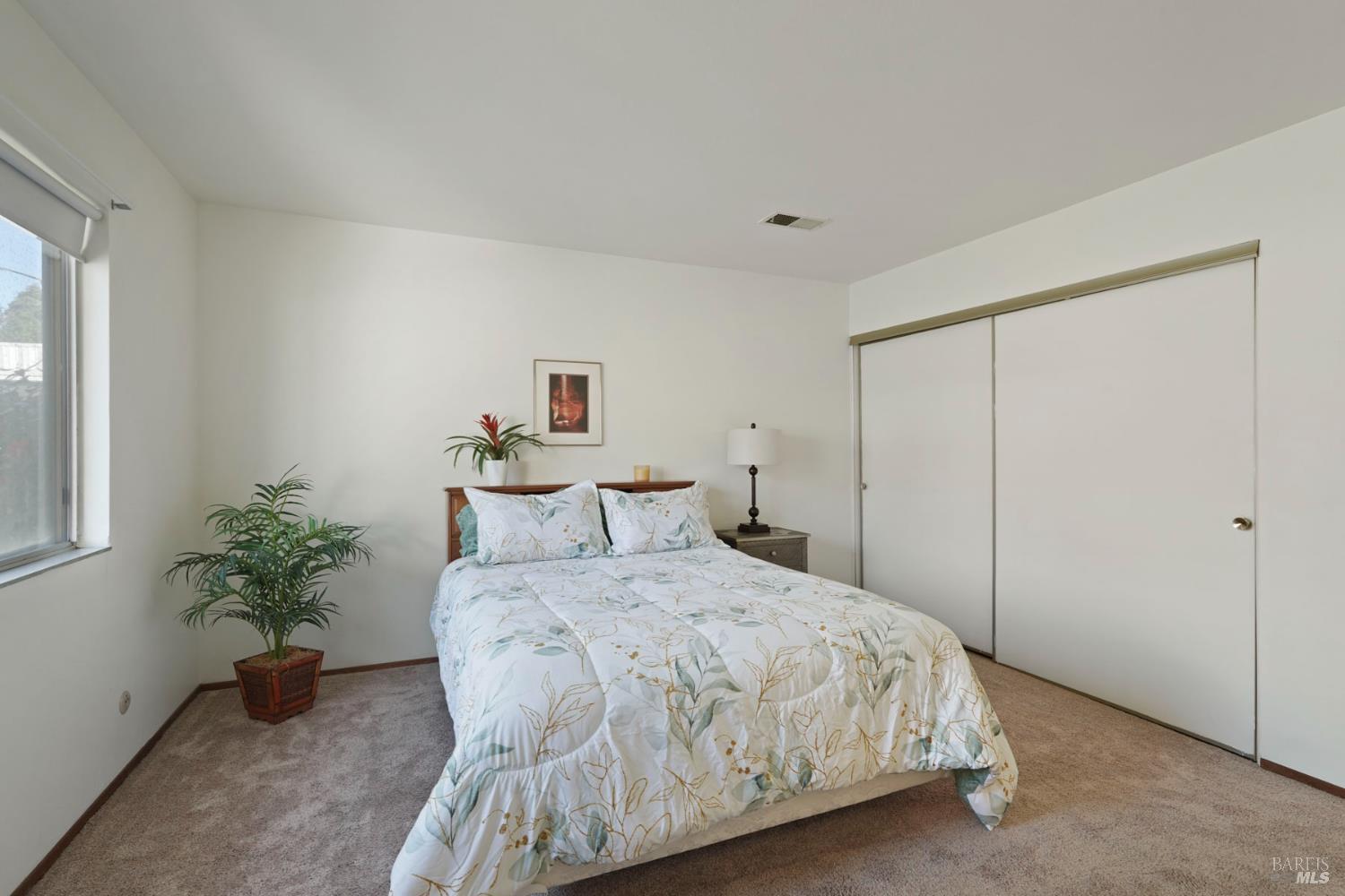 Detail Gallery Image 24 of 47 For 724 E Atlantic Ave, Fairfield,  CA 94533 - 4 Beds | 2 Baths