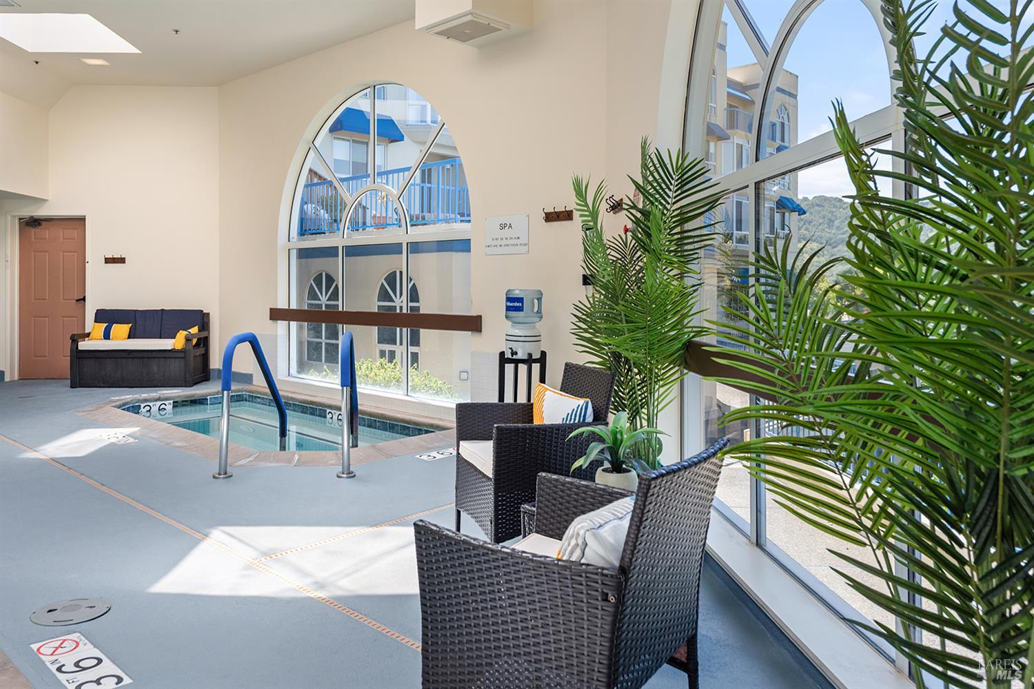 Detail Gallery Image 21 of 34 For 100 Thorndale Dr #353,  San Rafael,  CA 94903 - 1 Beds | 1/1 Baths