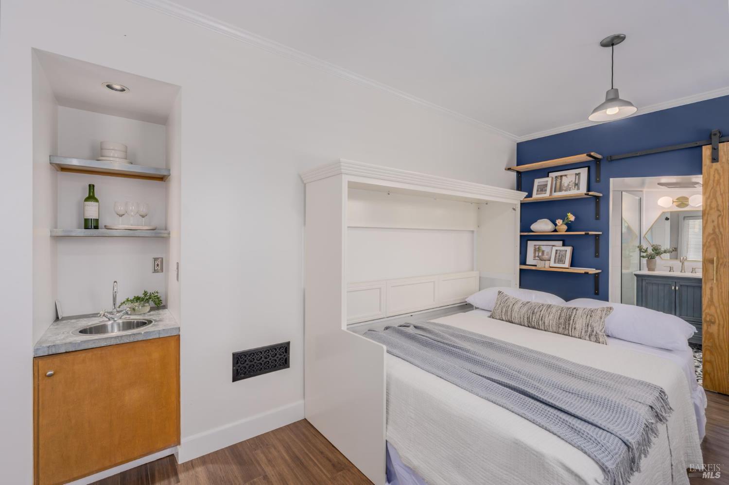 Detail Gallery Image 32 of 44 For 232 Sunnyside Ave, Sonoma,  CA 95476 - 4 Beds | 4 Baths