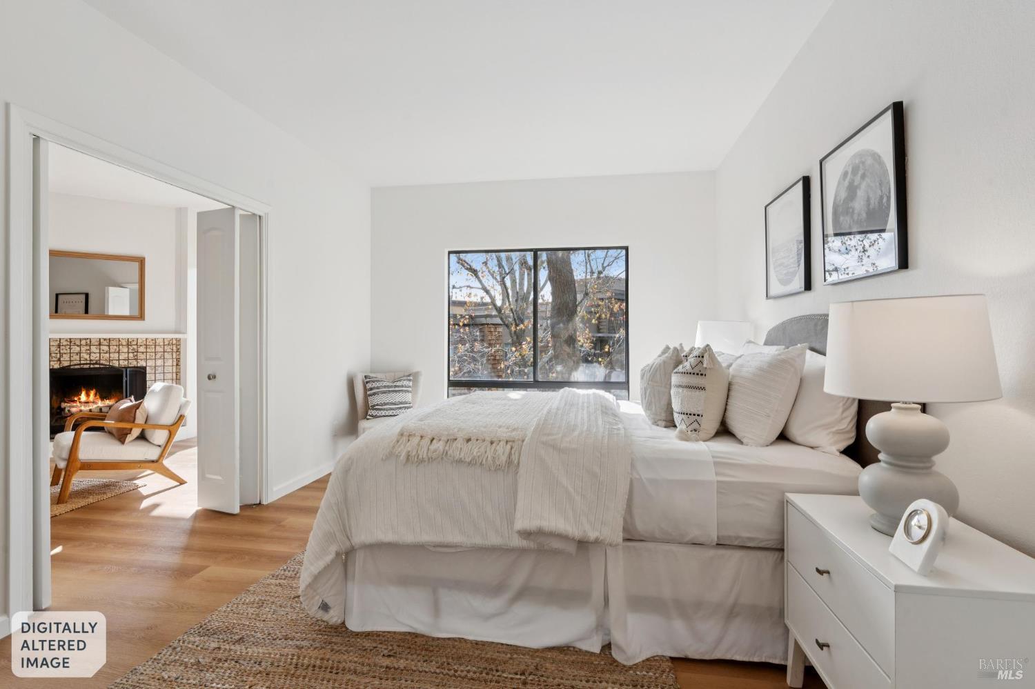 Detail Gallery Image 12 of 24 For 574 Seaver Dr, Mill Valley,  CA 94941 - 1 Beds | 1 Baths