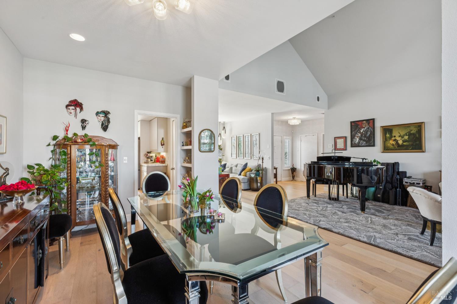 Detail Gallery Image 23 of 82 For 6060 Shelter Bay Ave, Mill Valley,  CA 94941 - 2 Beds | 2 Baths