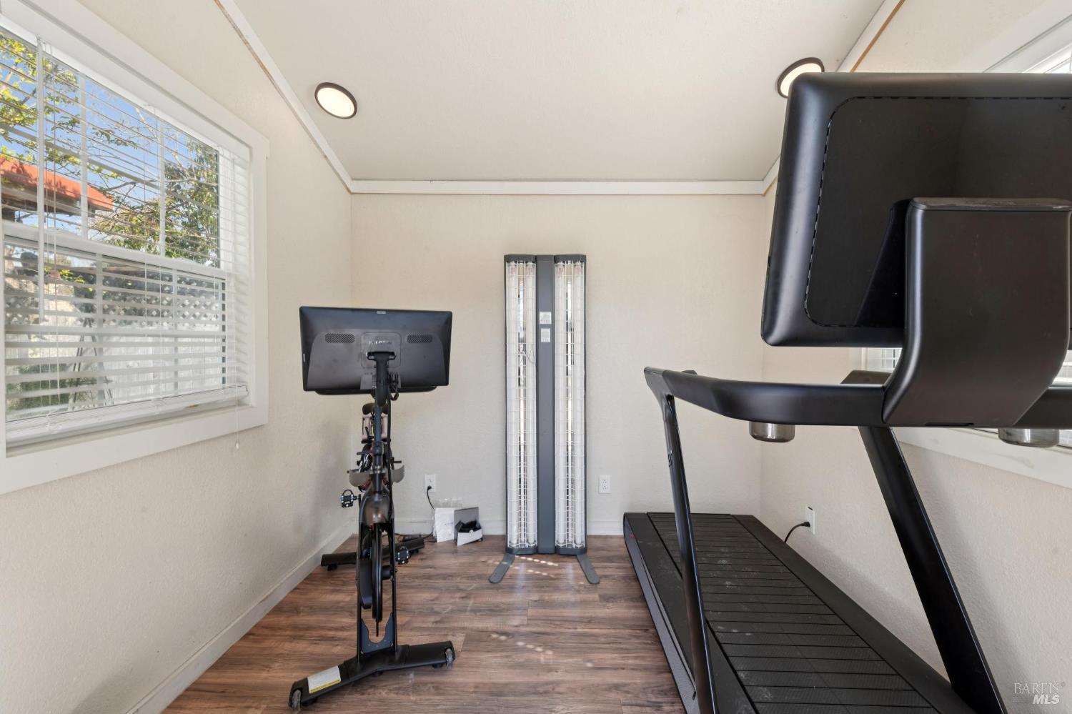 Detail Gallery Image 59 of 71 For 3056 Spring Creek Dr, Santa Rosa,  CA 95405 - 3 Beds | 1 Baths