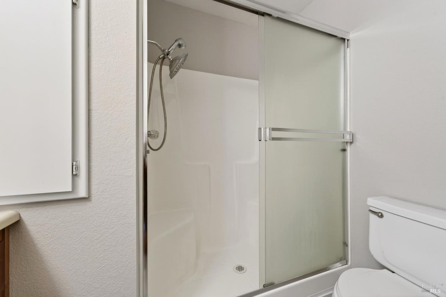 Detail Gallery Image 22 of 46 For 584 Bass Ln, Clearlake Oaks,  CA 95423 - 2 Beds | 2 Baths