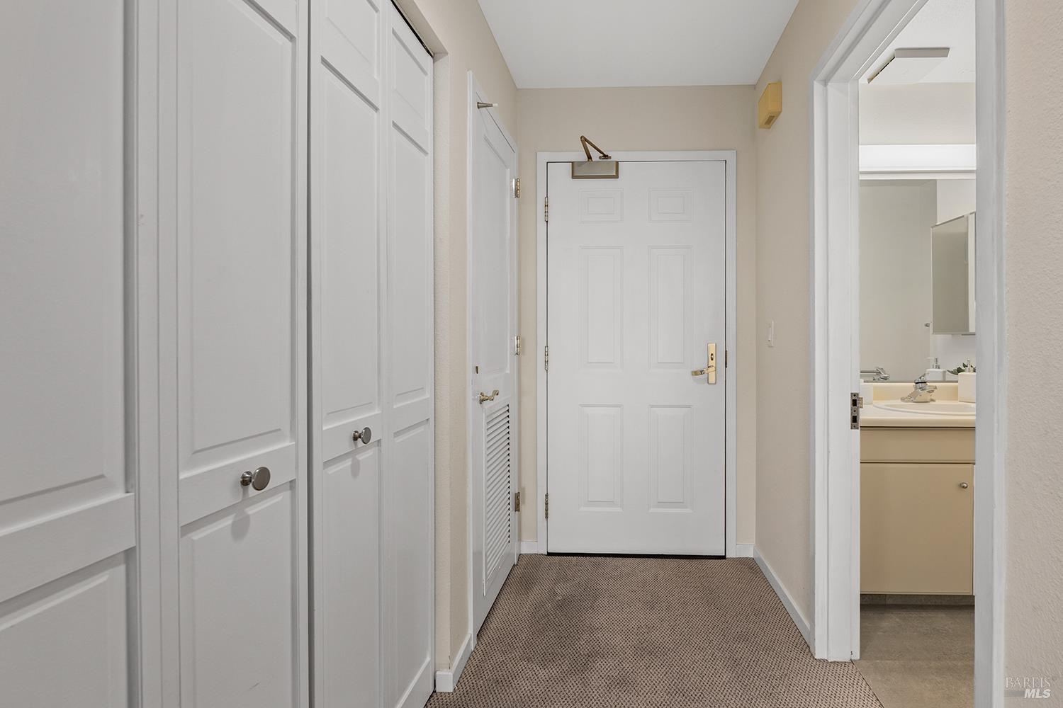 Detail Gallery Image 18 of 34 For 100 Thorndale Dr #353,  San Rafael,  CA 94903 - 1 Beds | 1/1 Baths