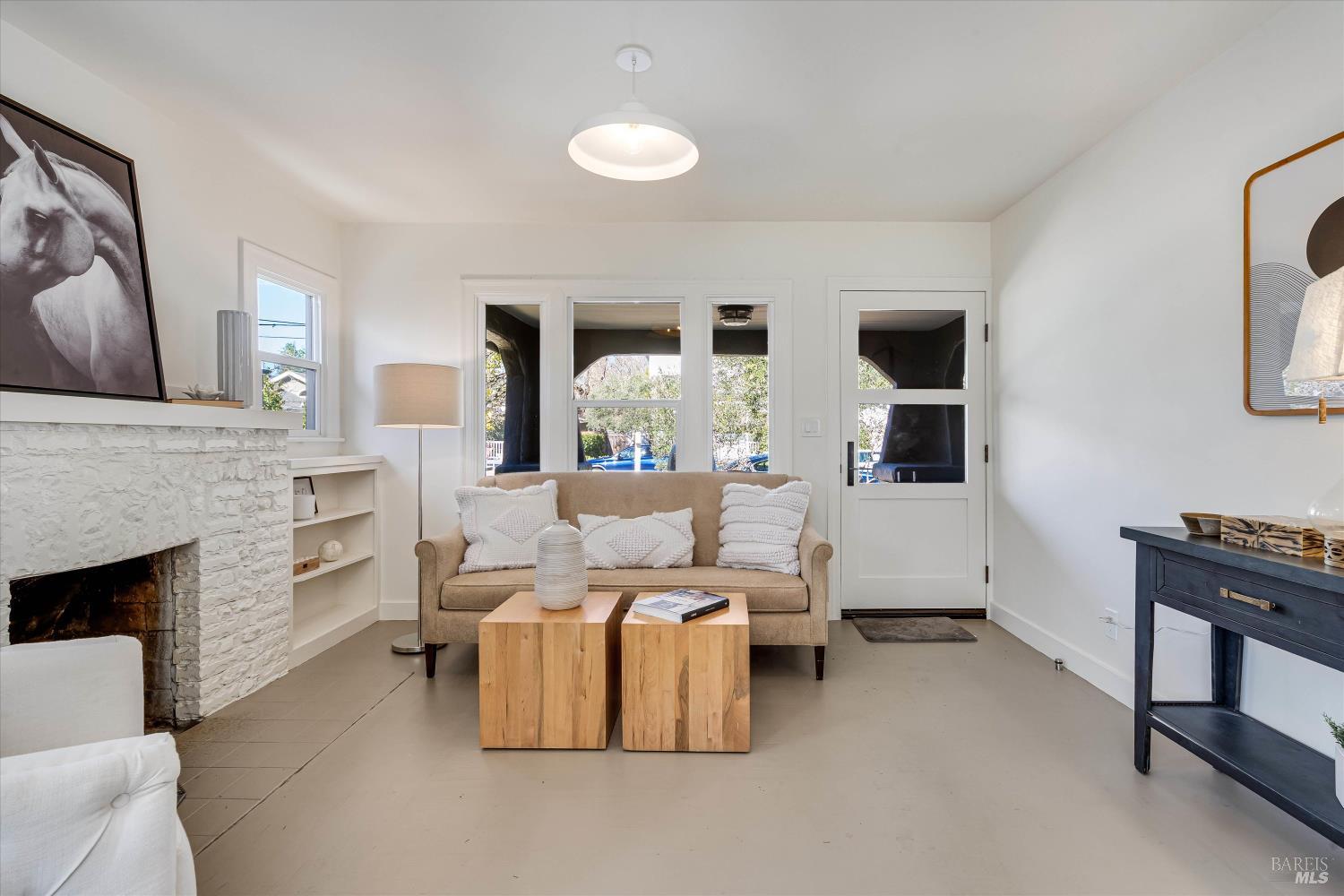 Detail Gallery Image 3 of 18 For 945 Brown St, Saint Helena,  CA 94574 - 3 Beds | 2 Baths