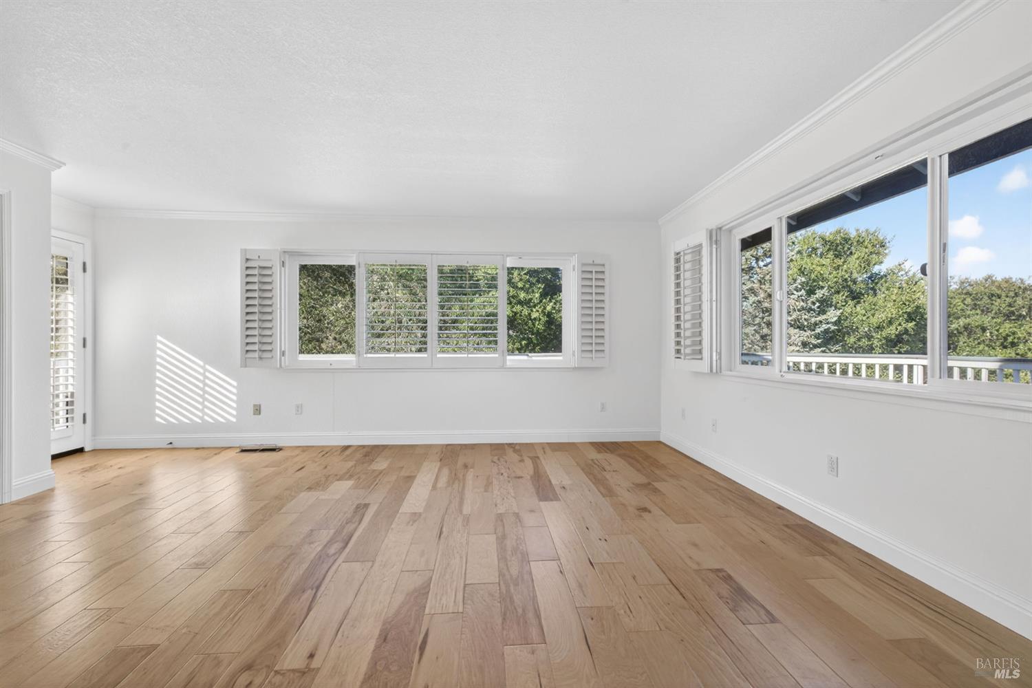 Detail Gallery Image 33 of 61 For 405 Crestridge Pl, Santa Rosa,  CA 95409 - 3 Beds | 2/1 Baths