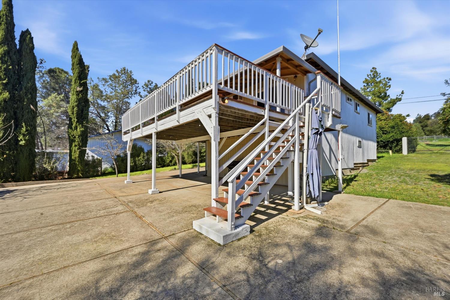 Detail Gallery Image 31 of 35 For 16625 Pinecrest Ct, Hidden Valley Lake,  CA 95467 - 2 Beds | 3 Baths