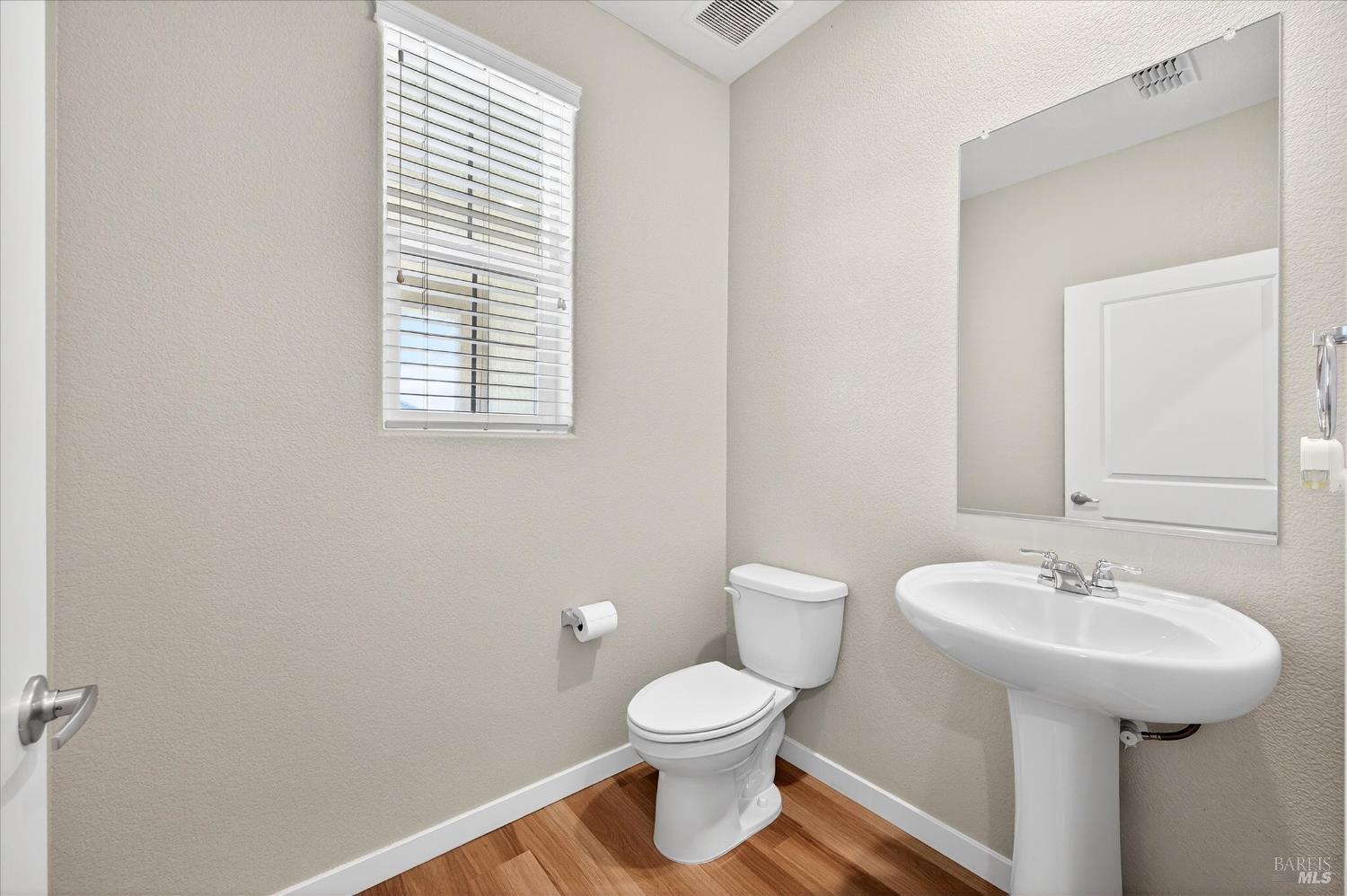 Detail Gallery Image 22 of 27 For 2283 Revival Ln, Rio Vista,  CA 94571 - 2 Beds | 2/1 Baths