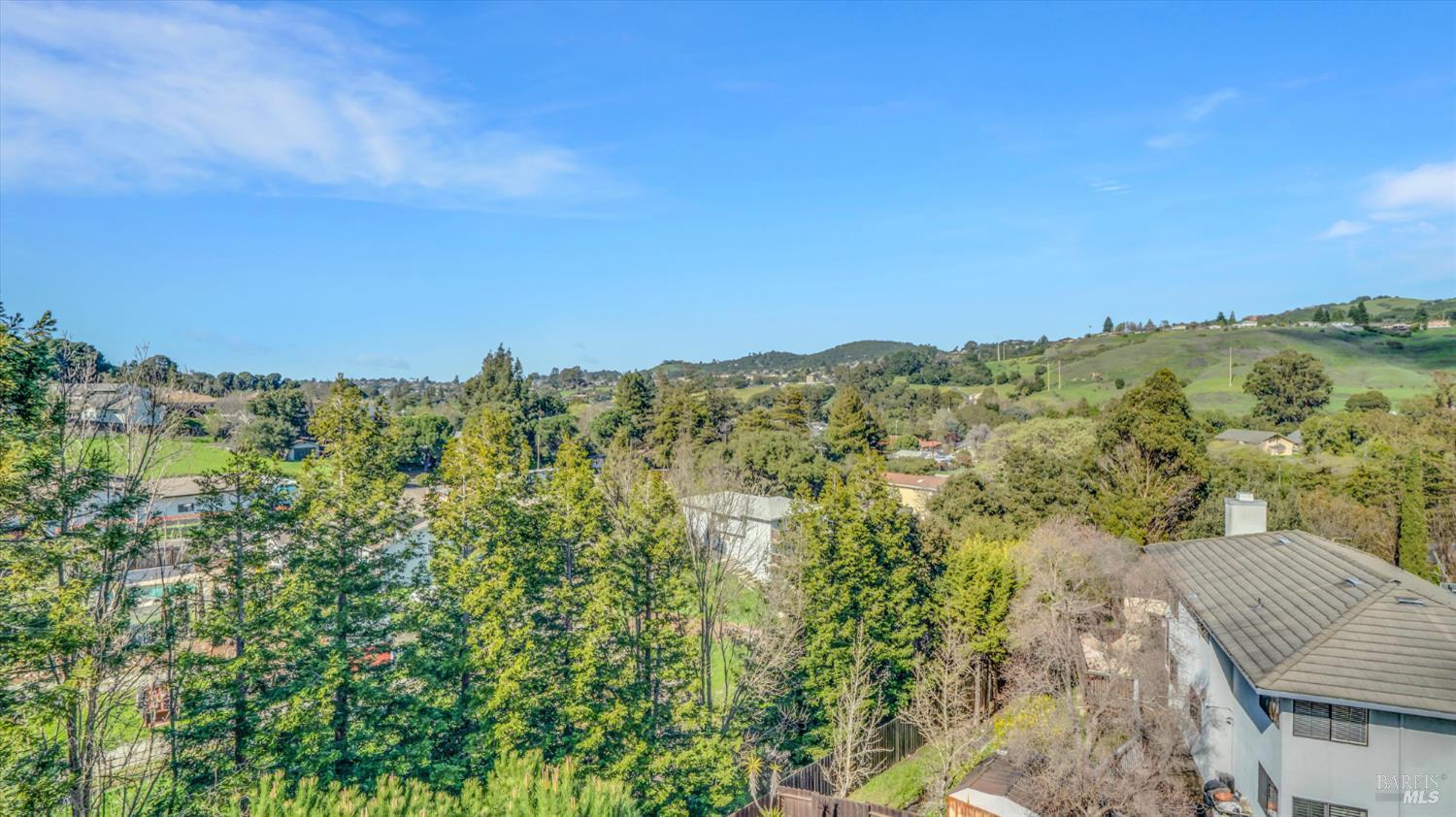 Detail Gallery Image 45 of 57 For 641 Lois Ln, El Sobrante,  CA 94803 - 4 Beds | 2/1 Baths