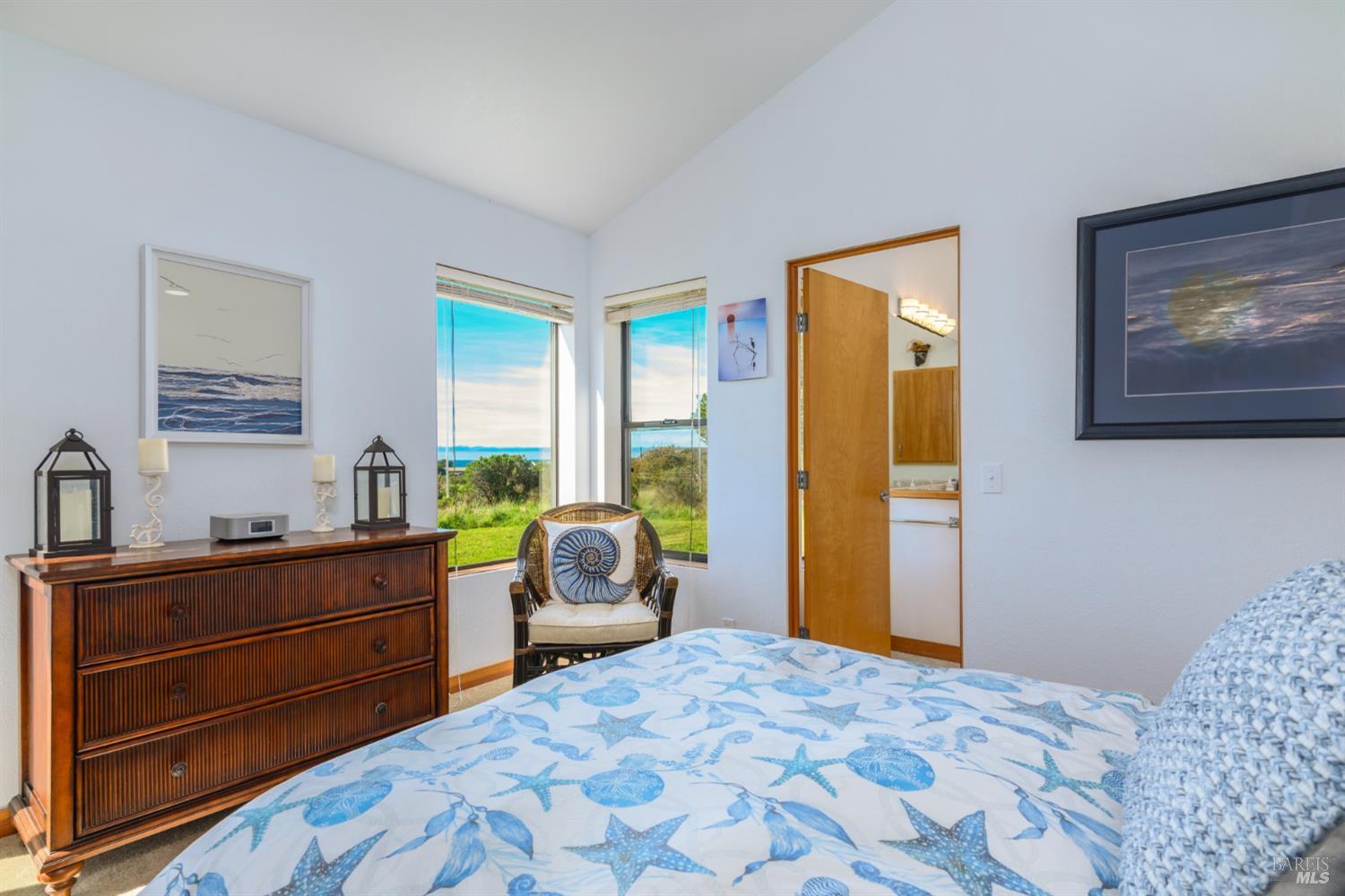 Detail Gallery Image 13 of 30 For 39722 Leeward Rd #28,  The Sea Ranch,  CA 95497 - 2 Beds | 2 Baths