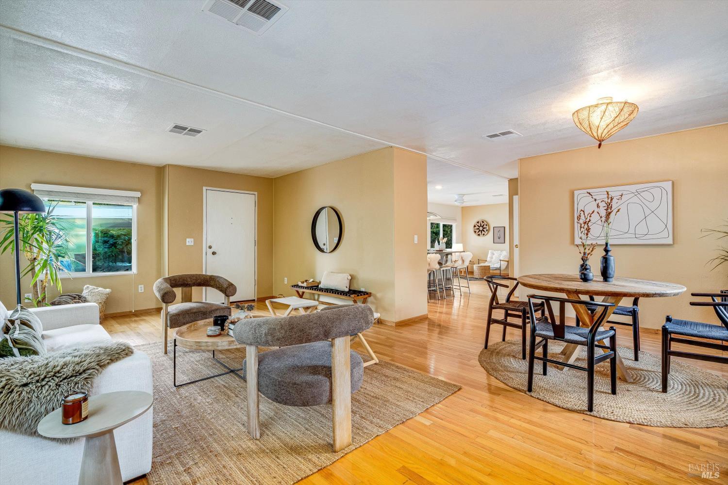 Detail Gallery Image 17 of 44 For 166 Seven Flags Cir, Sonoma,  CA 95476 - 2 Beds | 2 Baths