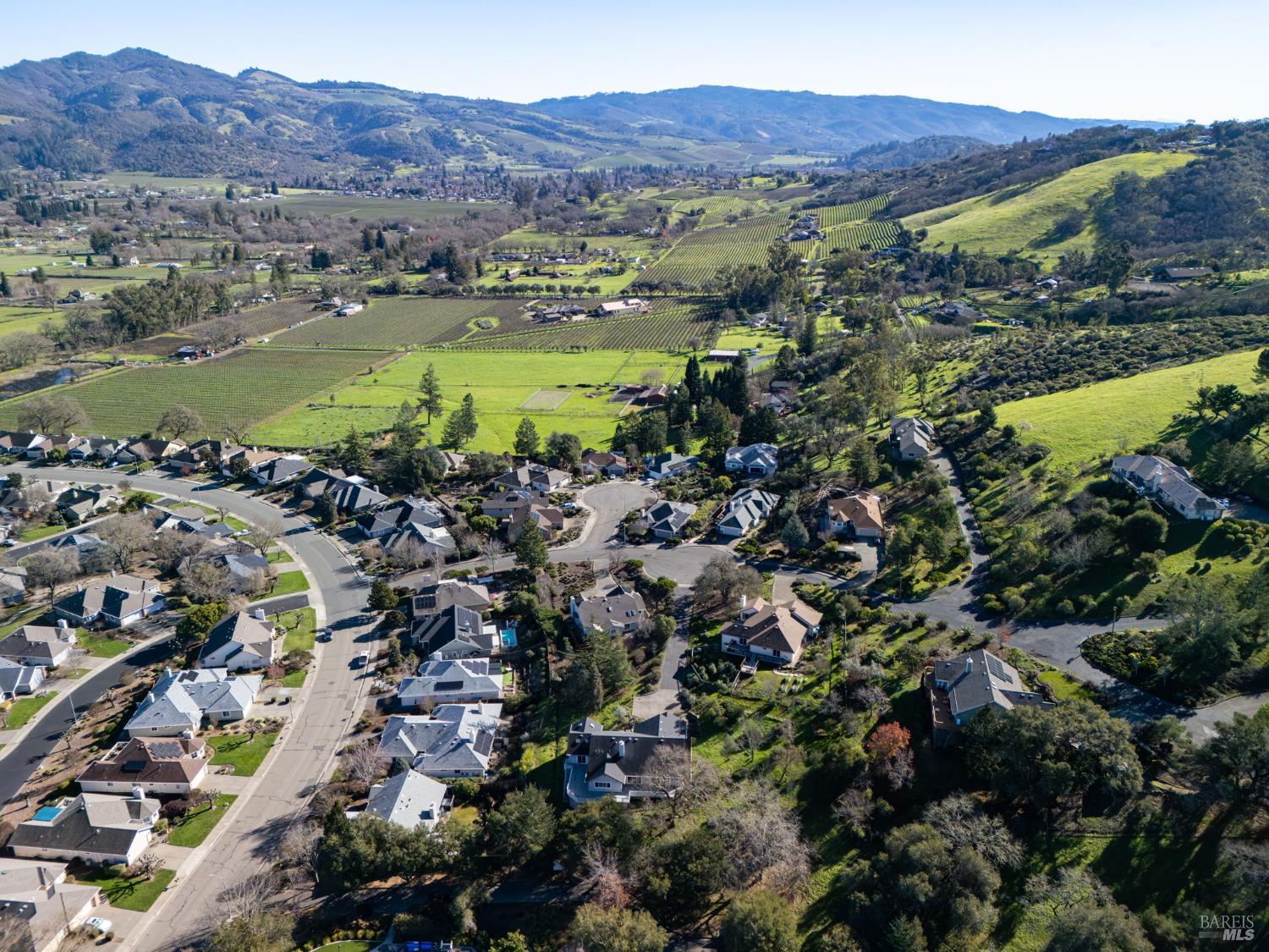 Detail Gallery Image 58 of 61 For 405 Crestridge Pl, Santa Rosa,  CA 95409 - 3 Beds | 2/1 Baths