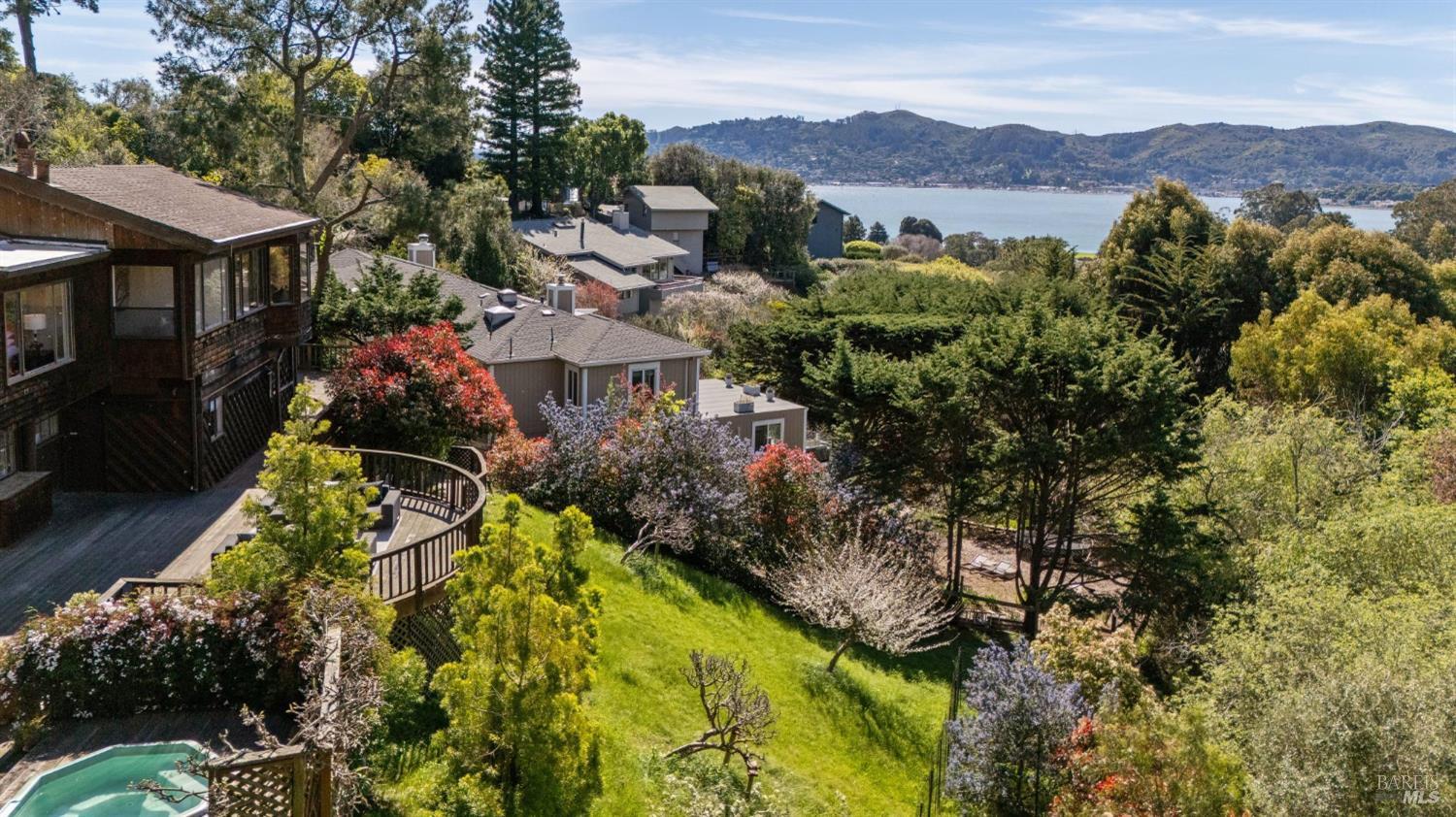 Detail Gallery Image 54 of 61 For 16 Malvino Ct, Tiburon,  CA 94920 - 4 Beds | 2/1 Baths