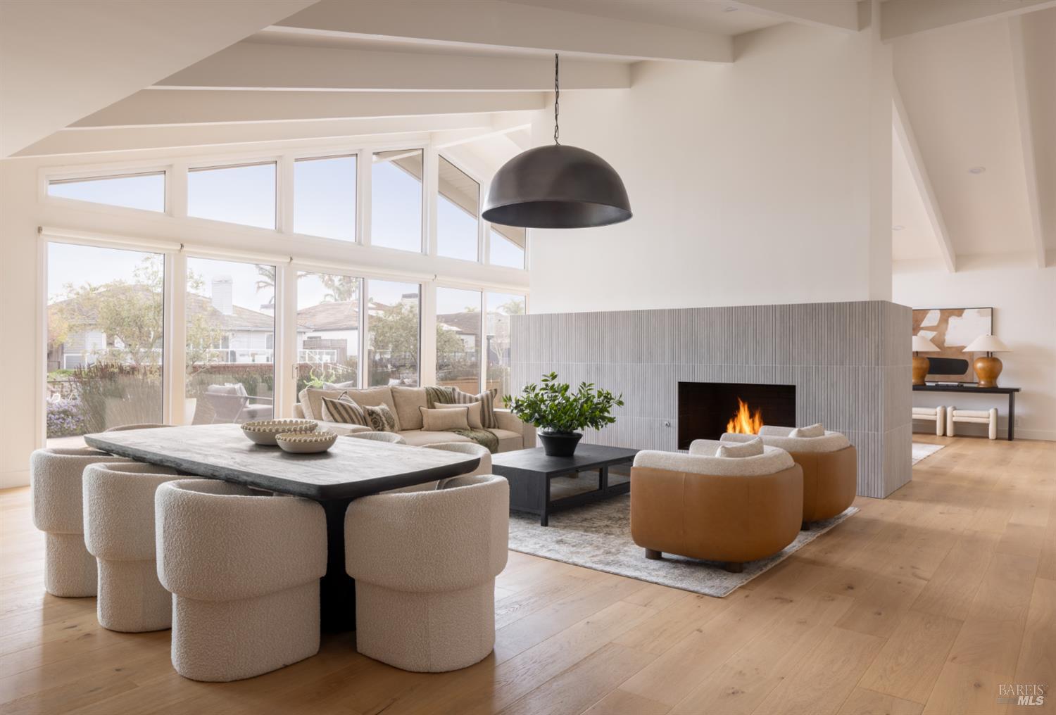 Detail Gallery Image 19 of 53 For 114 Jamaica St, Tiburon,  CA 94920 - 4 Beds | 4/1 Baths