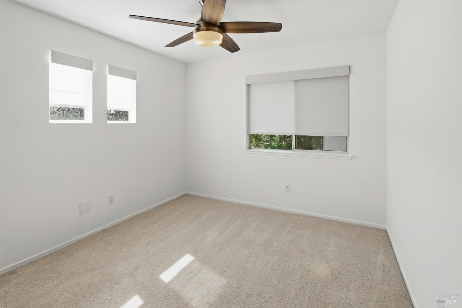 Detail Gallery Image 27 of 51 For 2707 Tuckaway Ct, Fairfield,  CA 94534 - 5 Beds | 3 Baths