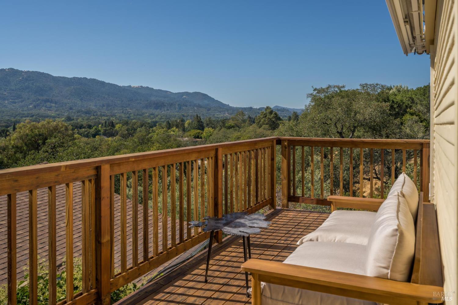 Detail Gallery Image 26 of 44 For 232 Sunnyside Ave, Sonoma,  CA 95476 - 4 Beds | 4 Baths