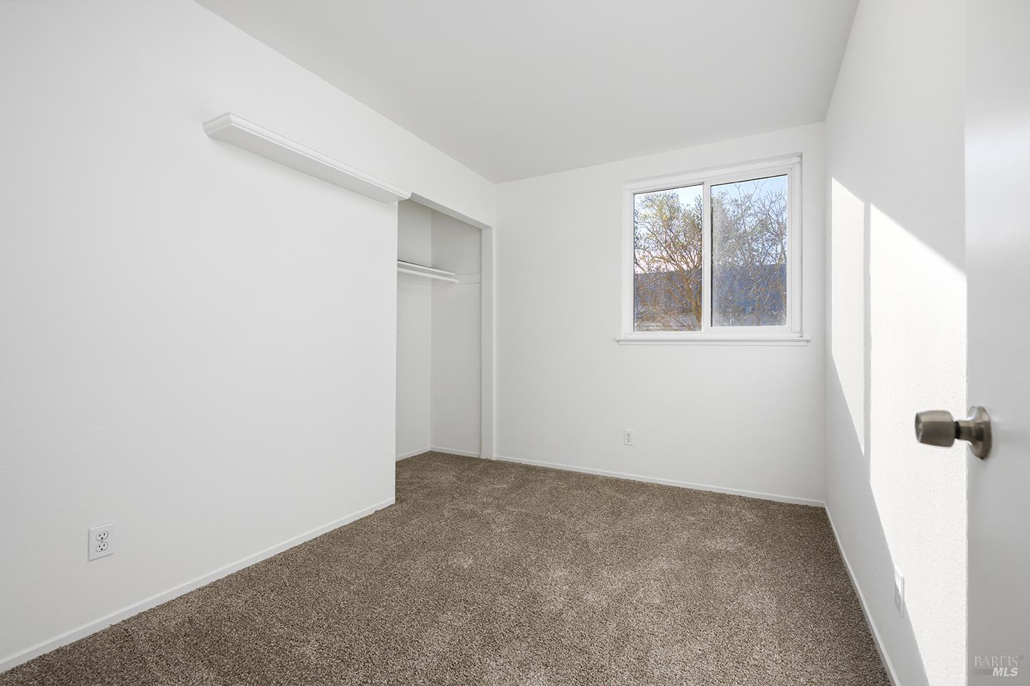 Detail Gallery Image 15 of 23 For 31 Front St #E,  Healdsburg,  CA 95448 - 3 Beds | 1/1 Baths