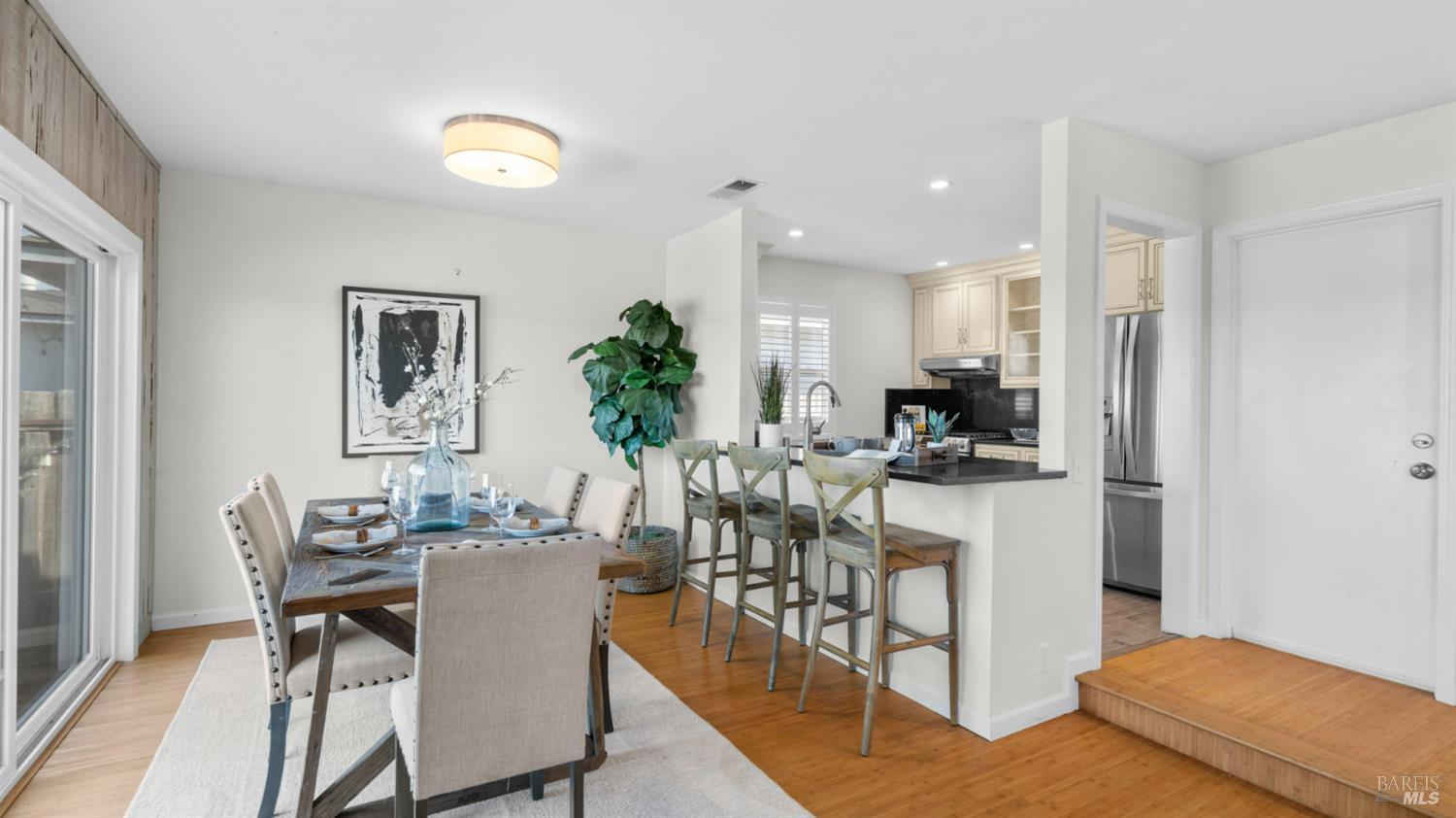 Detail Gallery Image 10 of 54 For 289 Montego Key, Novato,  CA 94949 - 3 Beds | 2 Baths