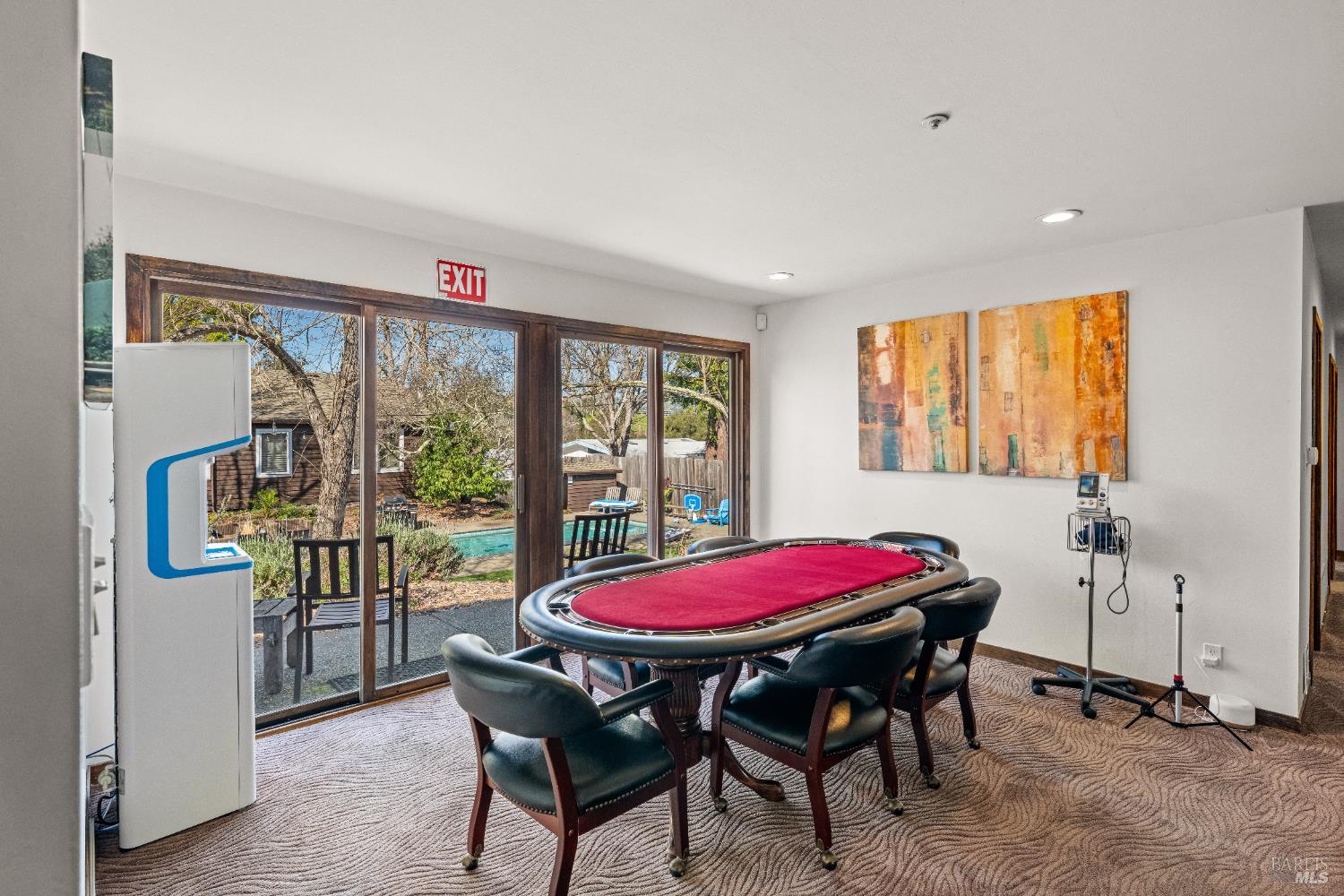 Detail Gallery Image 20 of 45 For 8 Circle Rd, San Rafael,  CA 94903 - 10 Beds | 6/1 Baths