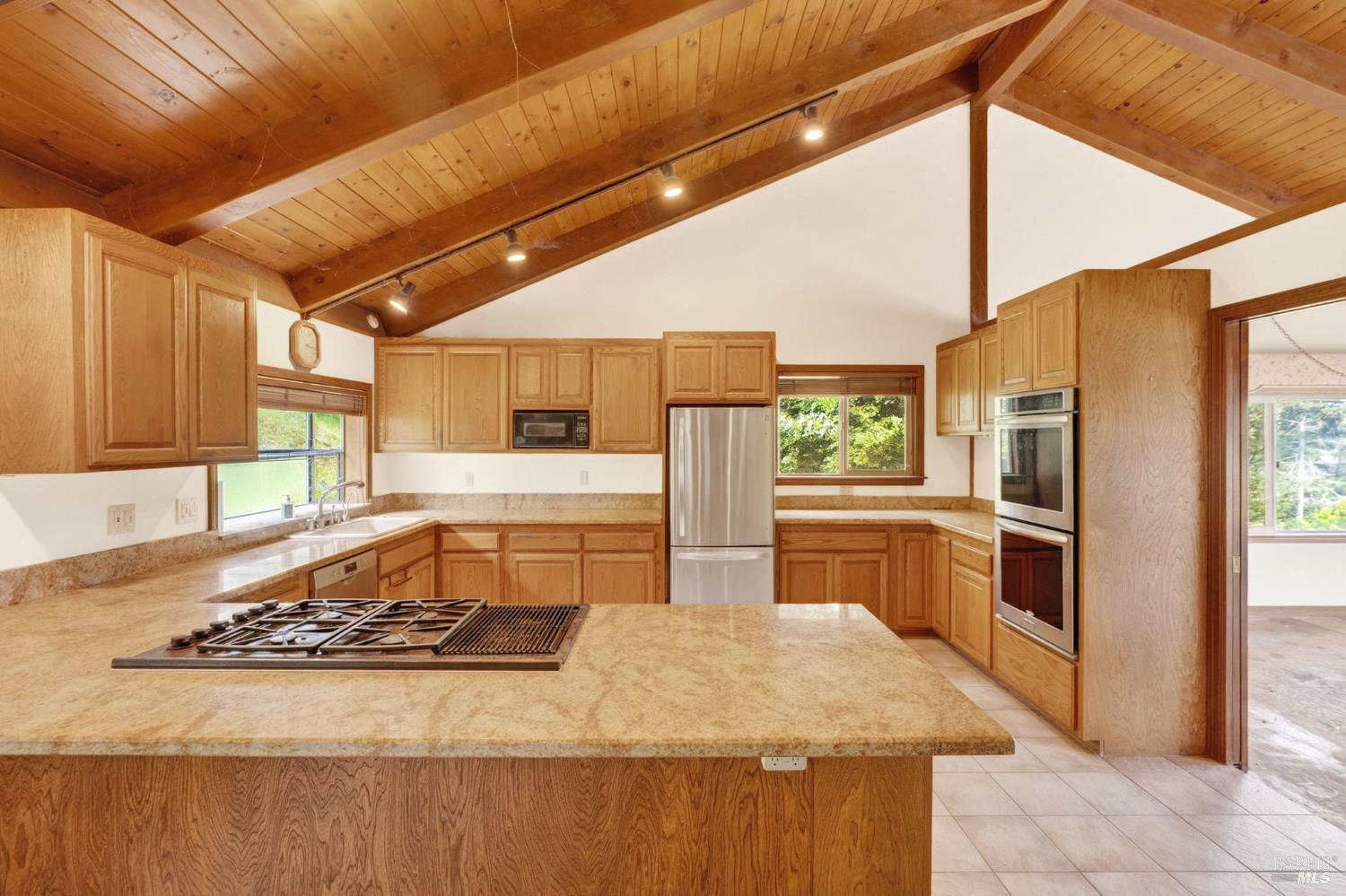 Detail Gallery Image 49 of 85 For 170 Irwin St, San Rafael,  CA 94901 - 3 Beds | 2 Baths