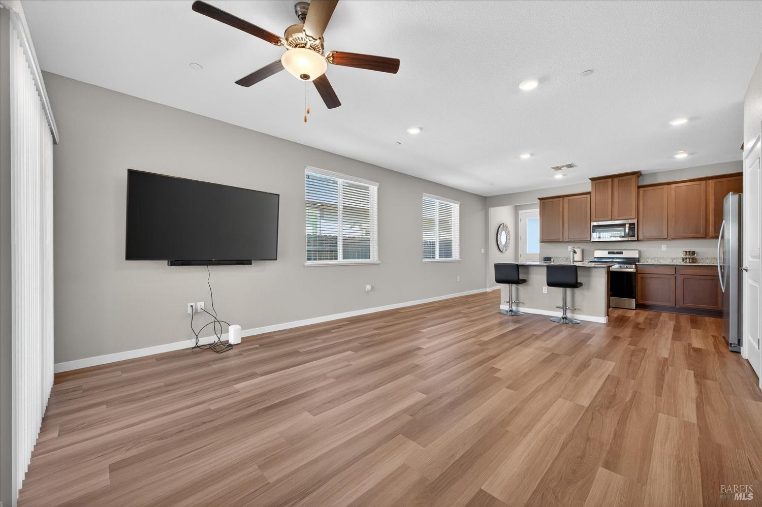 Detail Gallery Image 14 of 27 For 2283 Revival Ln, Rio Vista,  CA 94571 - 2 Beds | 2/1 Baths