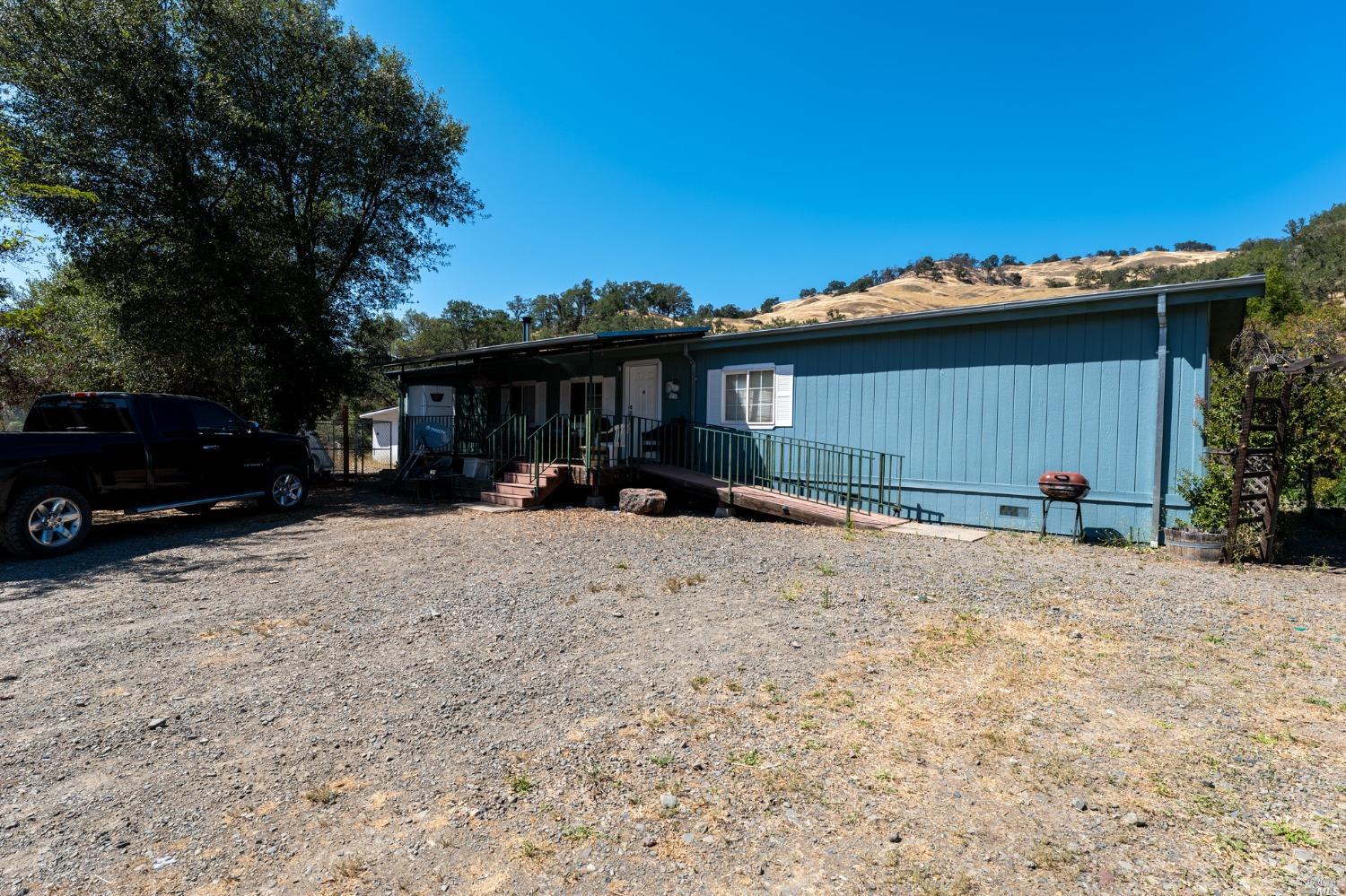 Detail Gallery Image 16 of 37 For 6750 Highway 20 Unkn, Ukiah,  CA 95482 - 4 Beds | 2 Baths