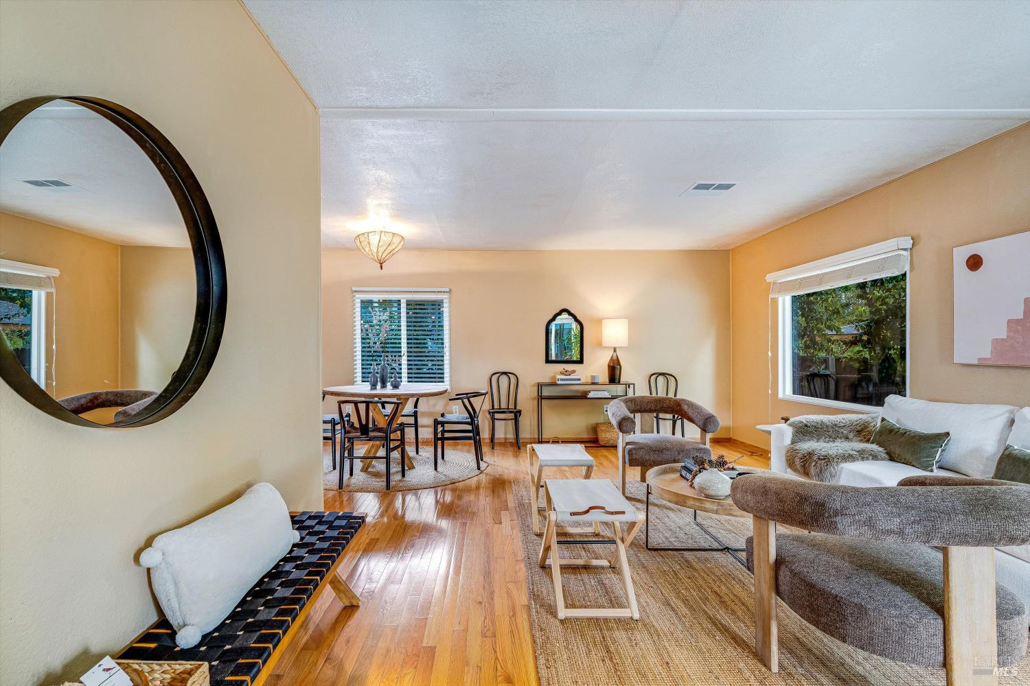 Detail Gallery Image 10 of 44 For 166 Seven Flags Cir, Sonoma,  CA 95476 - 2 Beds | 2 Baths