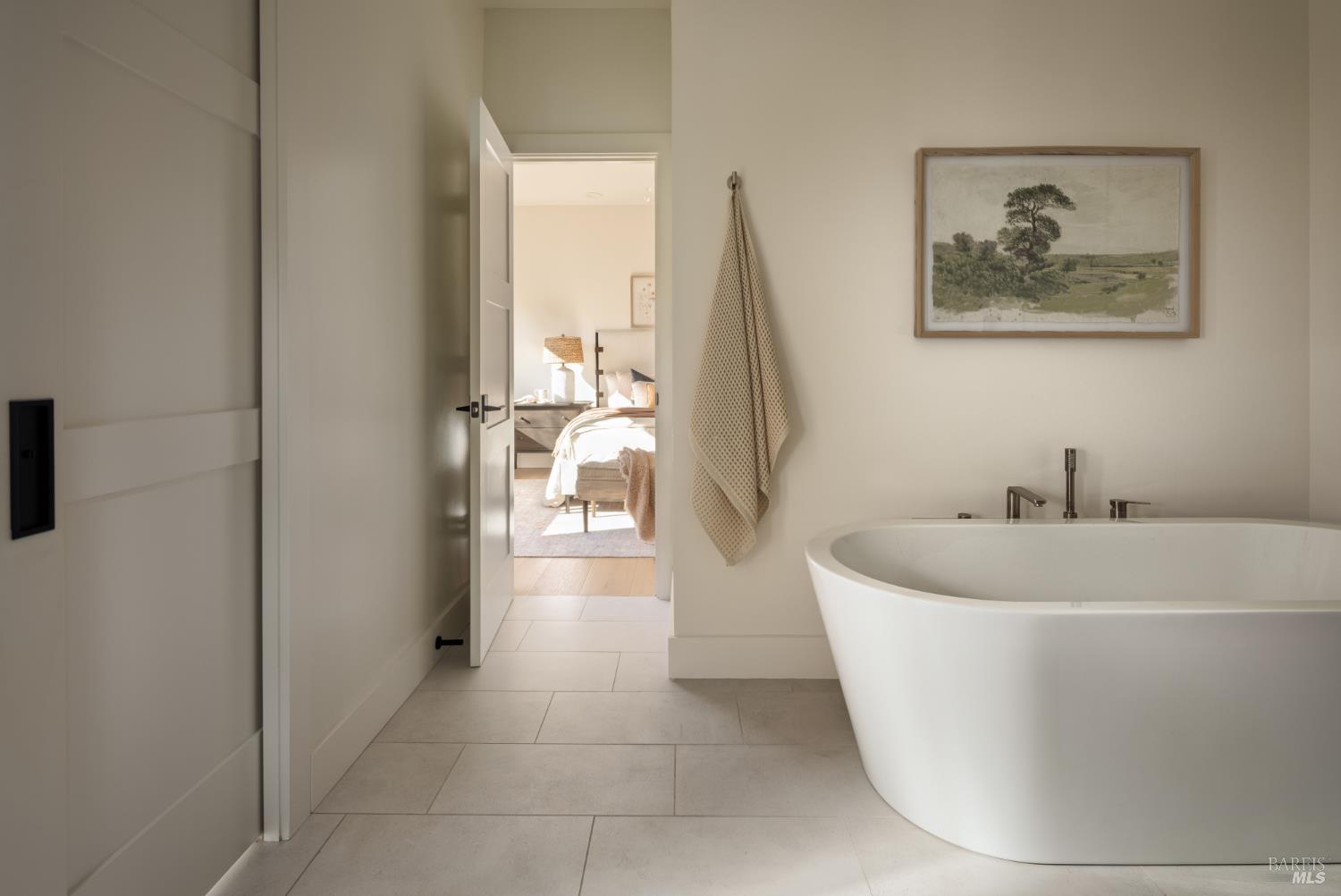 Detail Gallery Image 37 of 53 For 114 Jamaica St, Tiburon,  CA 94920 - 4 Beds | 4/1 Baths