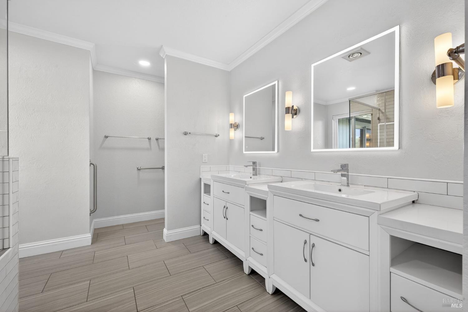 Detail Gallery Image 35 of 61 For 405 Crestridge Pl, Santa Rosa,  CA 95409 - 3 Beds | 2/1 Baths