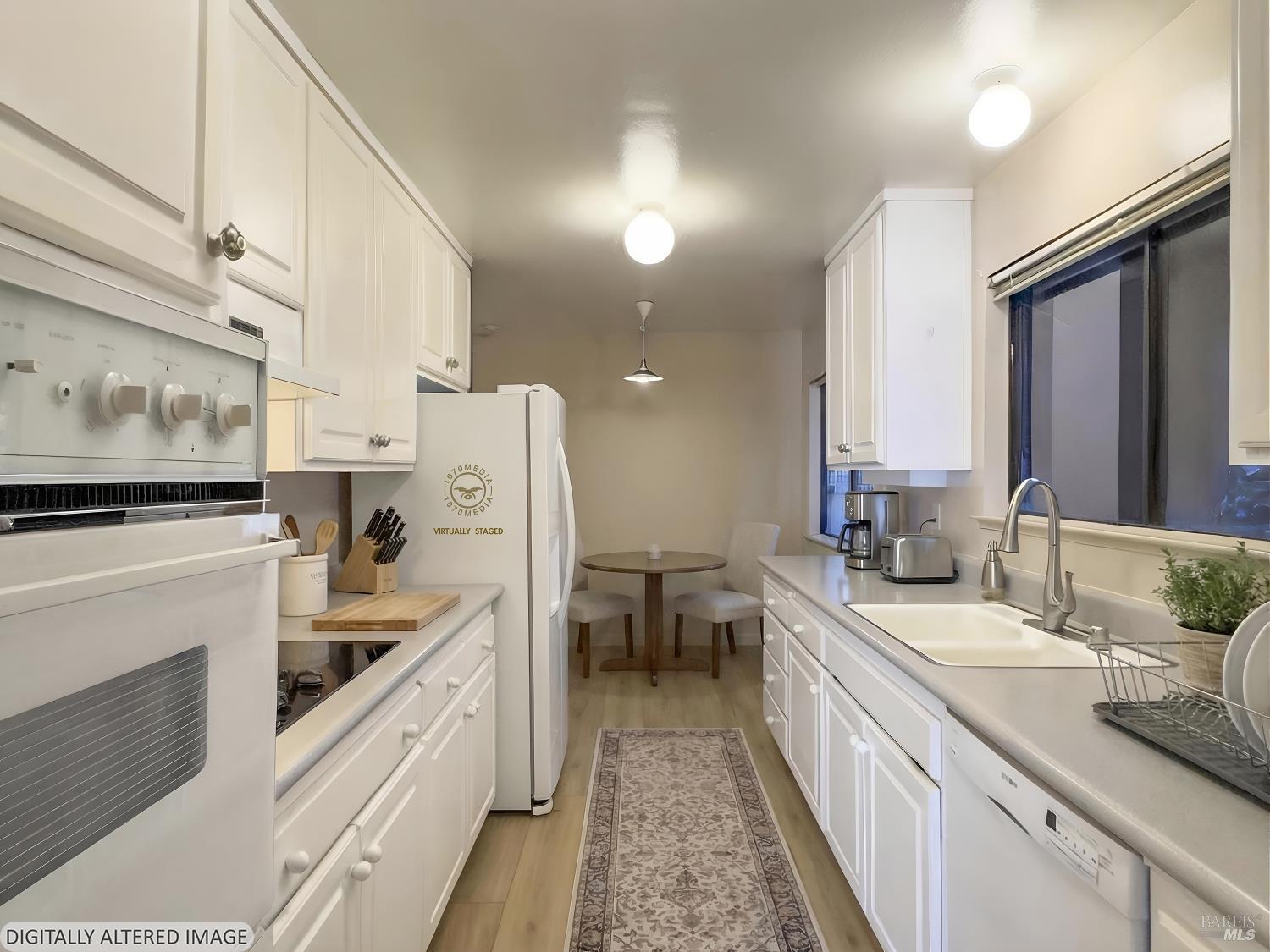 Detail Gallery Image 17 of 34 For 380 Las Casitas Ct, Sonoma,  CA 95476 - 2 Beds | 2 Baths