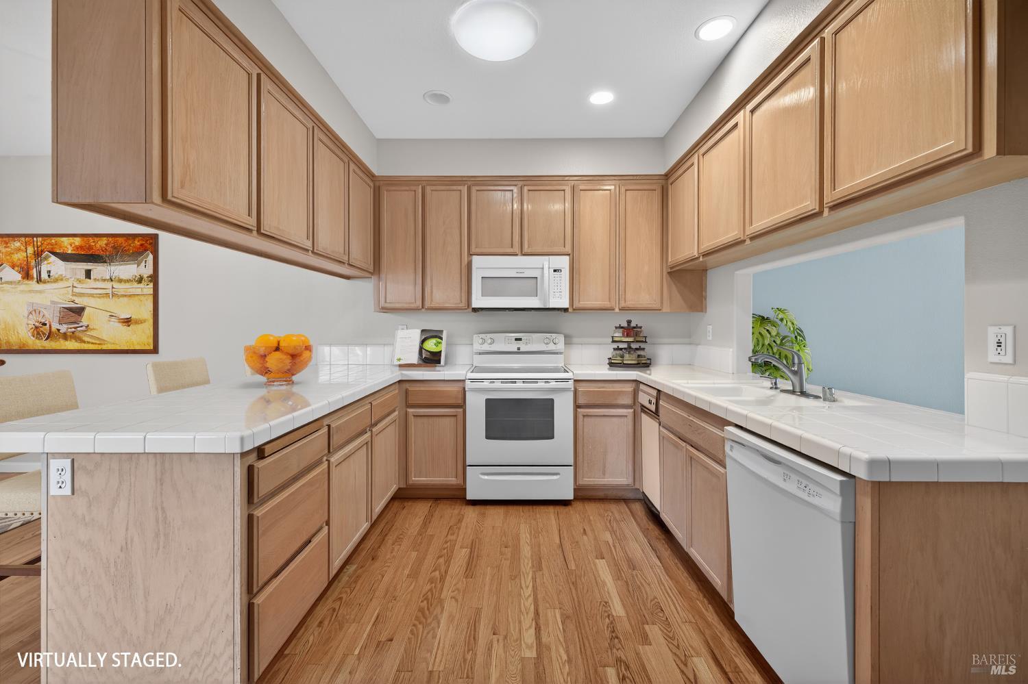 Detail Gallery Image 6 of 56 For 6745 Wintergreen Ct, Santa Rosa,  CA 95409 - 2 Beds | 2 Baths