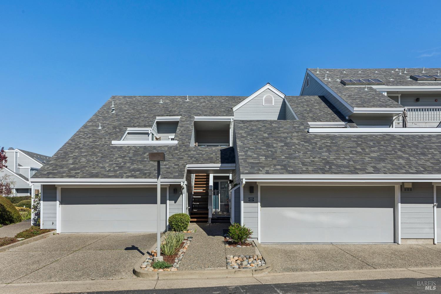 Detail Gallery Image 3 of 82 For 6060 Shelter Bay Ave, Mill Valley,  CA 94941 - 2 Beds | 2 Baths