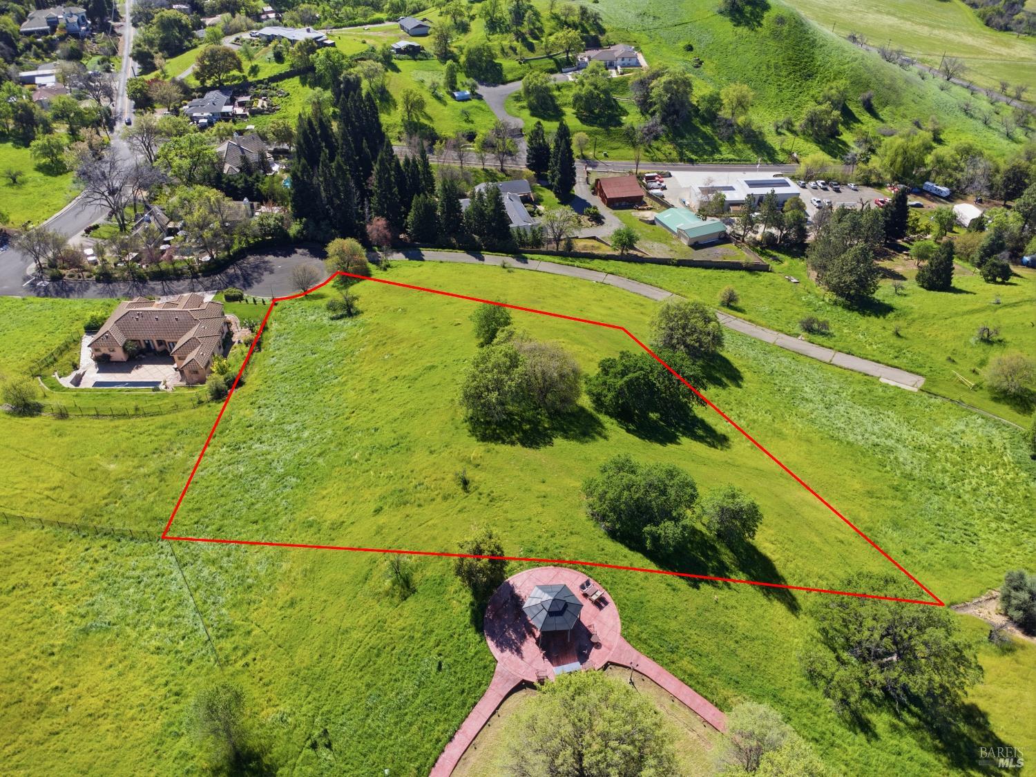 Detail Gallery Image 8 of 12 For 1020 Mulberry Ct, Vacaville,  CA 95688 - – Beds | – Baths