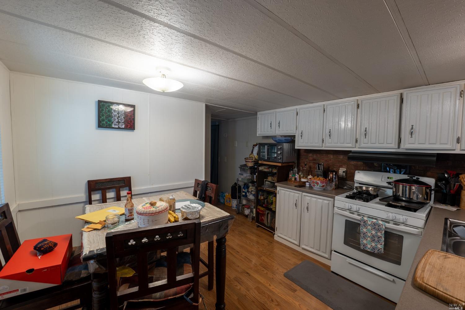 Detail Gallery Image 37 of 37 For 6750 Highway 20 Unkn, Ukiah,  CA 95482 - 4 Beds | 2 Baths