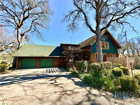 Detail Gallery Image 2 of 9 For 1001 Louis Way, Lakeport,  CA 95453 - 3 Beds | 2/1 Baths