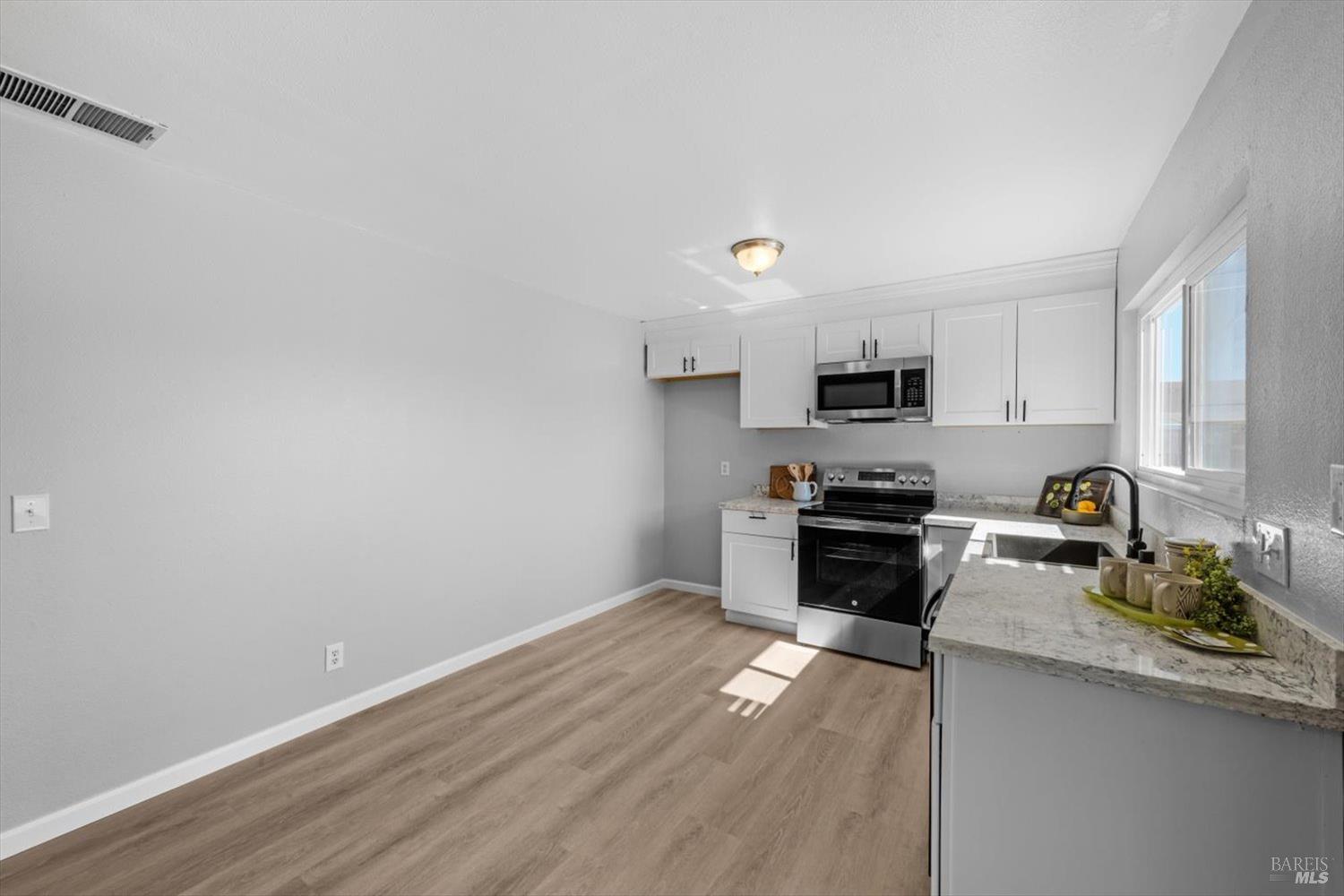 Detail Gallery Image 20 of 59 For 154 Brockton Ct, Vacaville,  CA 95687 - 3 Beds | 1 Baths