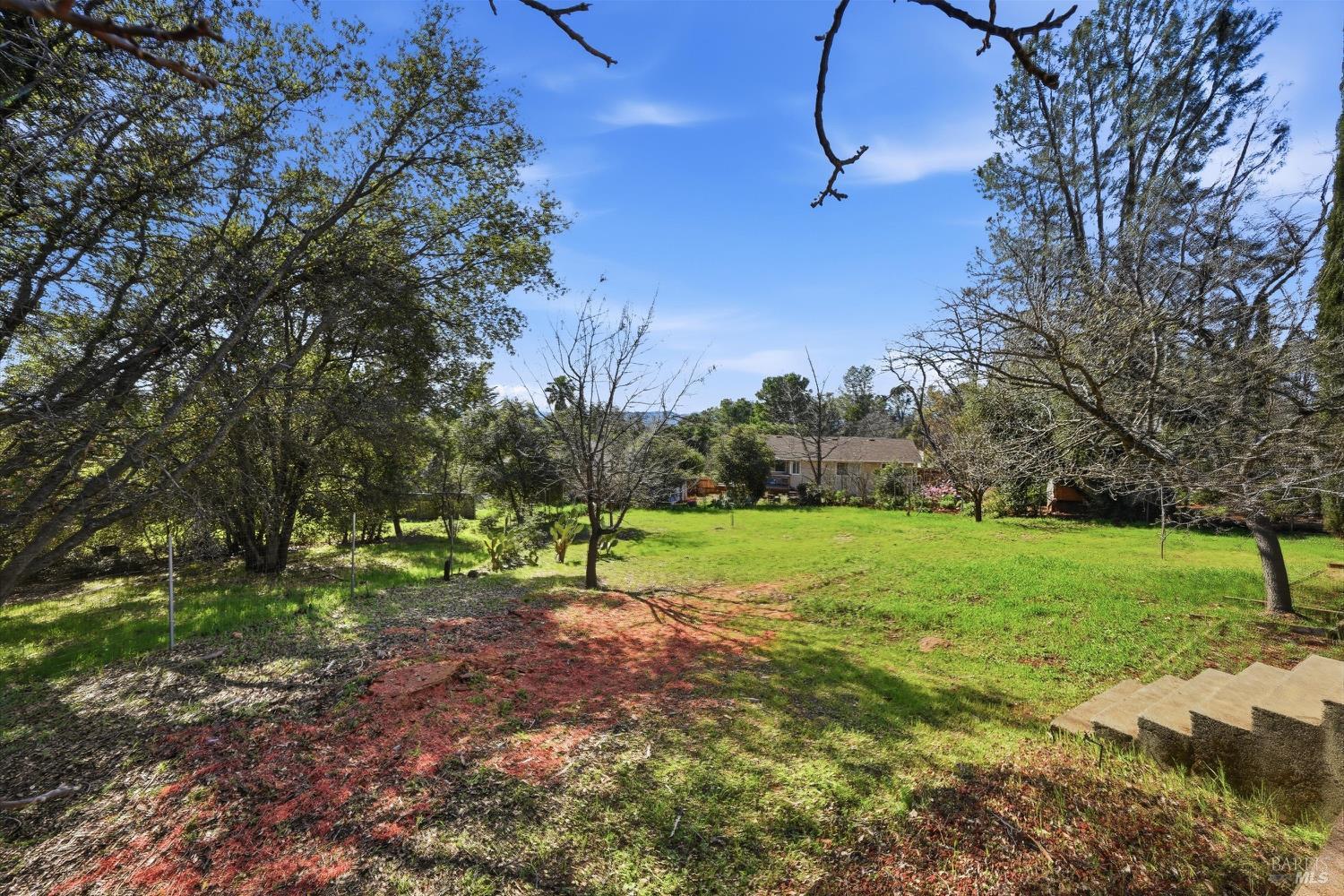 Detail Gallery Image 5 of 35 For 16625 Pinecrest Ct, Hidden Valley Lake,  CA 95467 - 2 Beds | 3 Baths