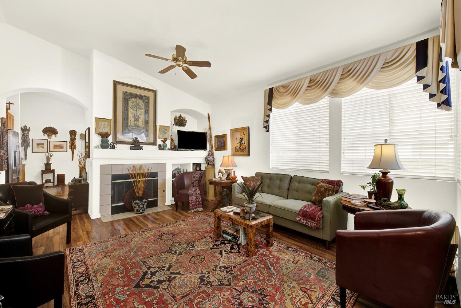 Detail Gallery Image 8 of 42 For 313 Trellis Ln, Vacaville,  CA 95687 - 2 Beds | 2 Baths