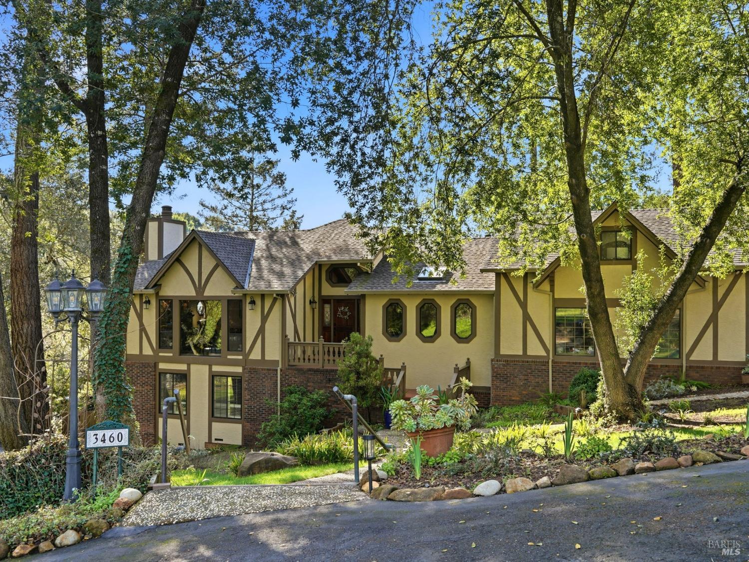 Detail Gallery Image 3 of 48 For 3460 Happy Valley Ave, Santa Rosa,  CA 95404 - 4 Beds | 3 Baths