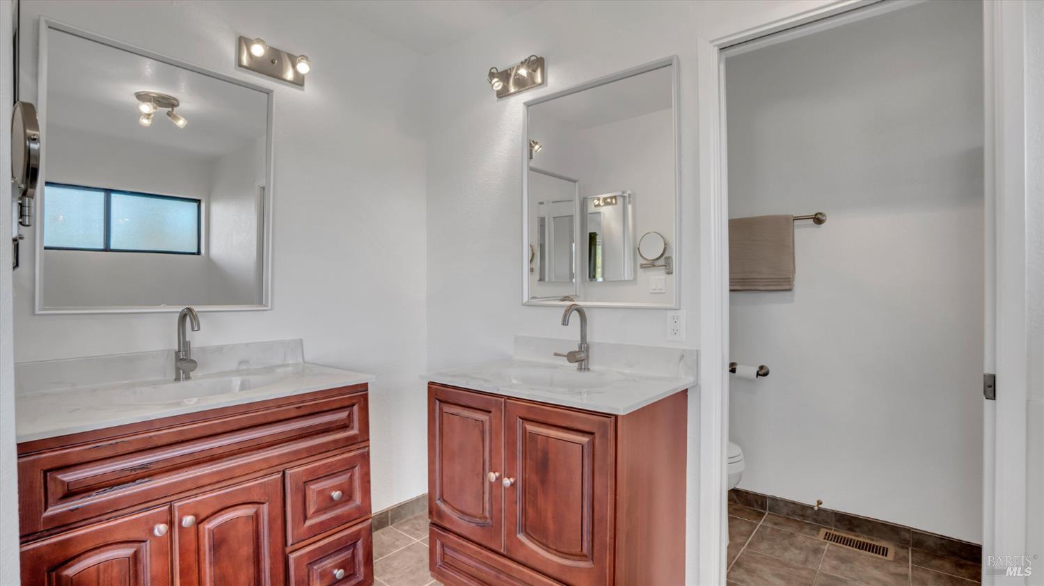 Detail Gallery Image 41 of 57 For 641 Lois Ln, El Sobrante,  CA 94803 - 4 Beds | 2/1 Baths