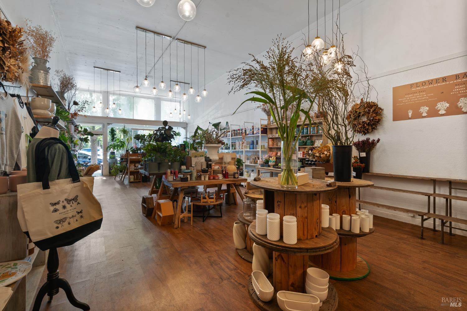 Detail Gallery Image 49 of 73 For 106 W J St, Benicia,  CA 94510 - – Beds | – Baths