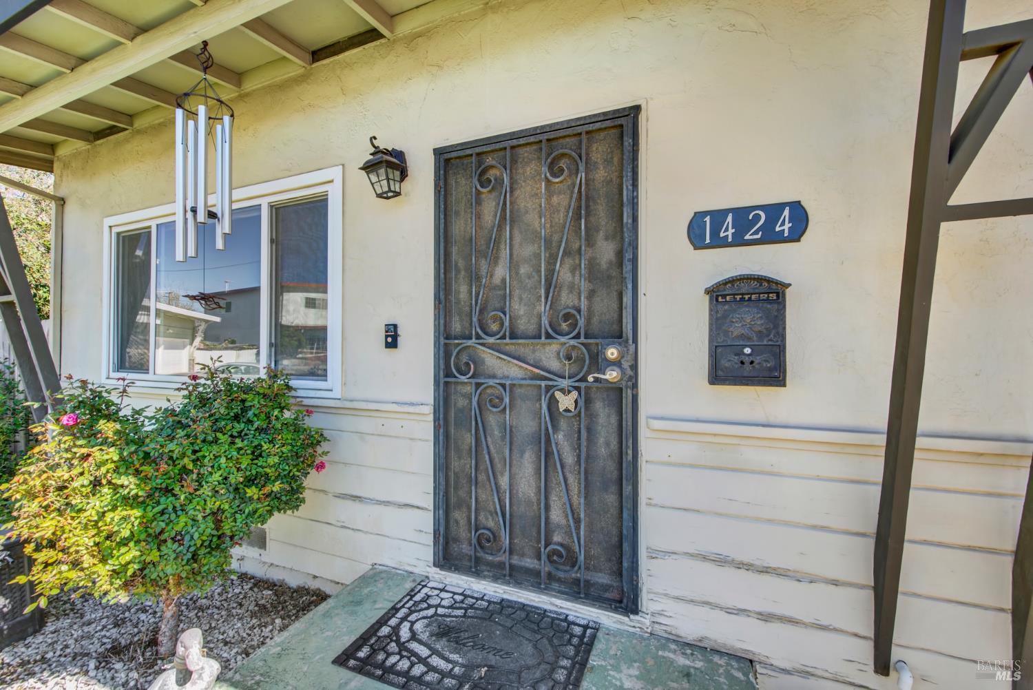 Detail Gallery Image 2 of 54 For 1424 Mckinley St, Fairfield,  CA 94533 - 4 Beds | 2/1 Baths